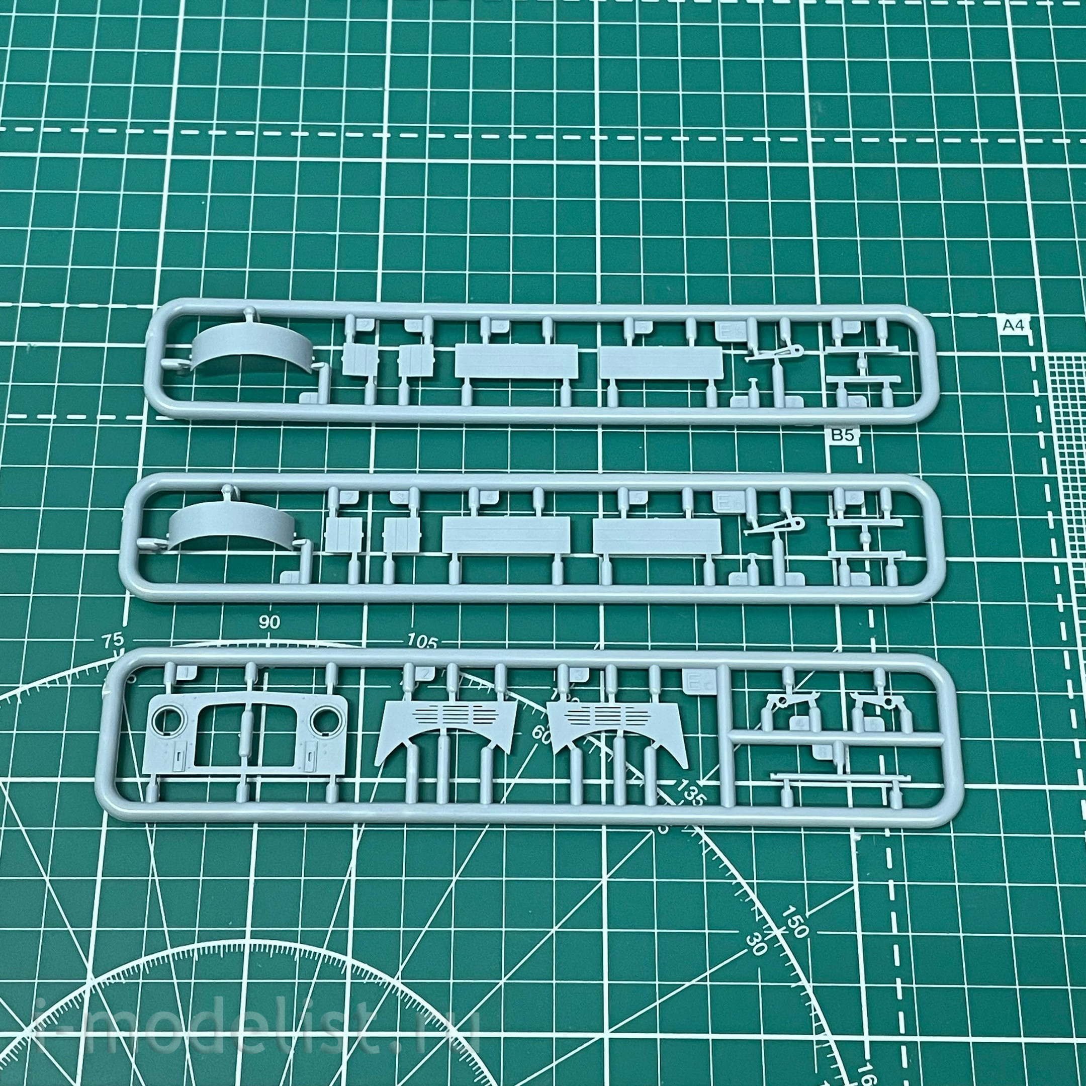 35GM0027 Gecko Models 1/35 Bedford MWD 15-Cwt 4x2 Gs Car