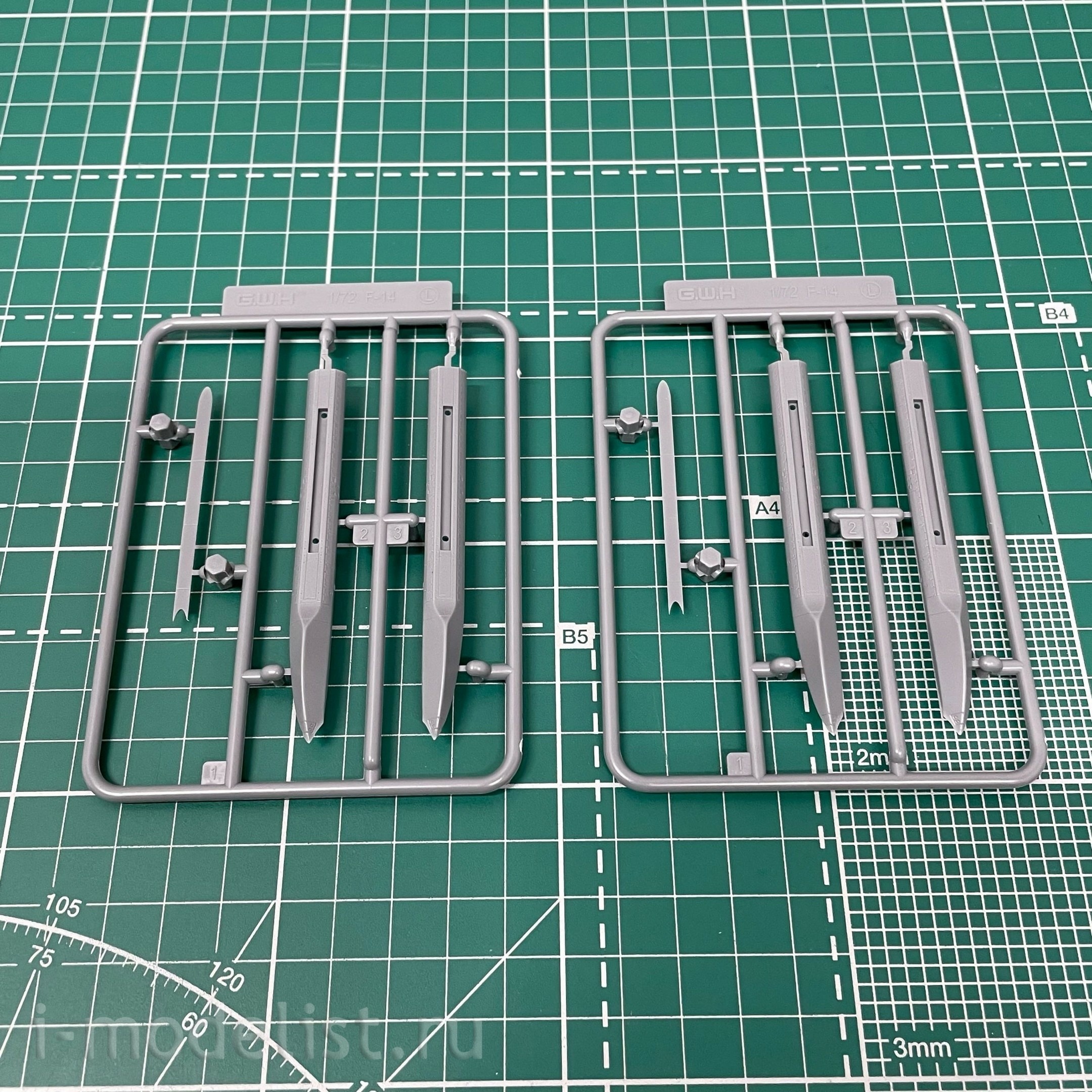 S7203 Great Wall Hobby 1/72 Fighter F-14D VF-31 SUNSET (Limited Edition)