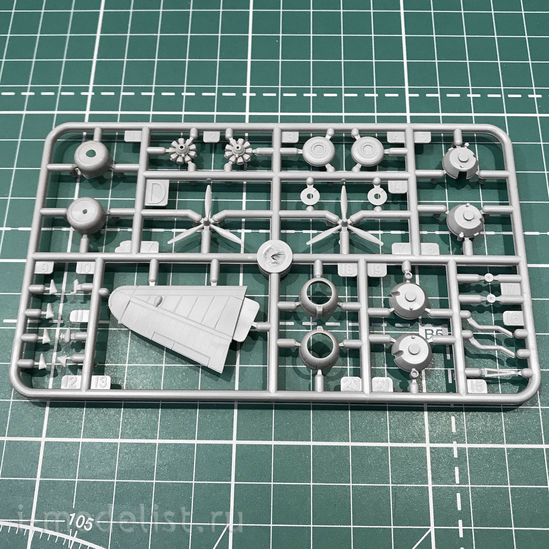 339 Roden 1/144 Boeing 307 Stratoliner (TWA SA-307B)