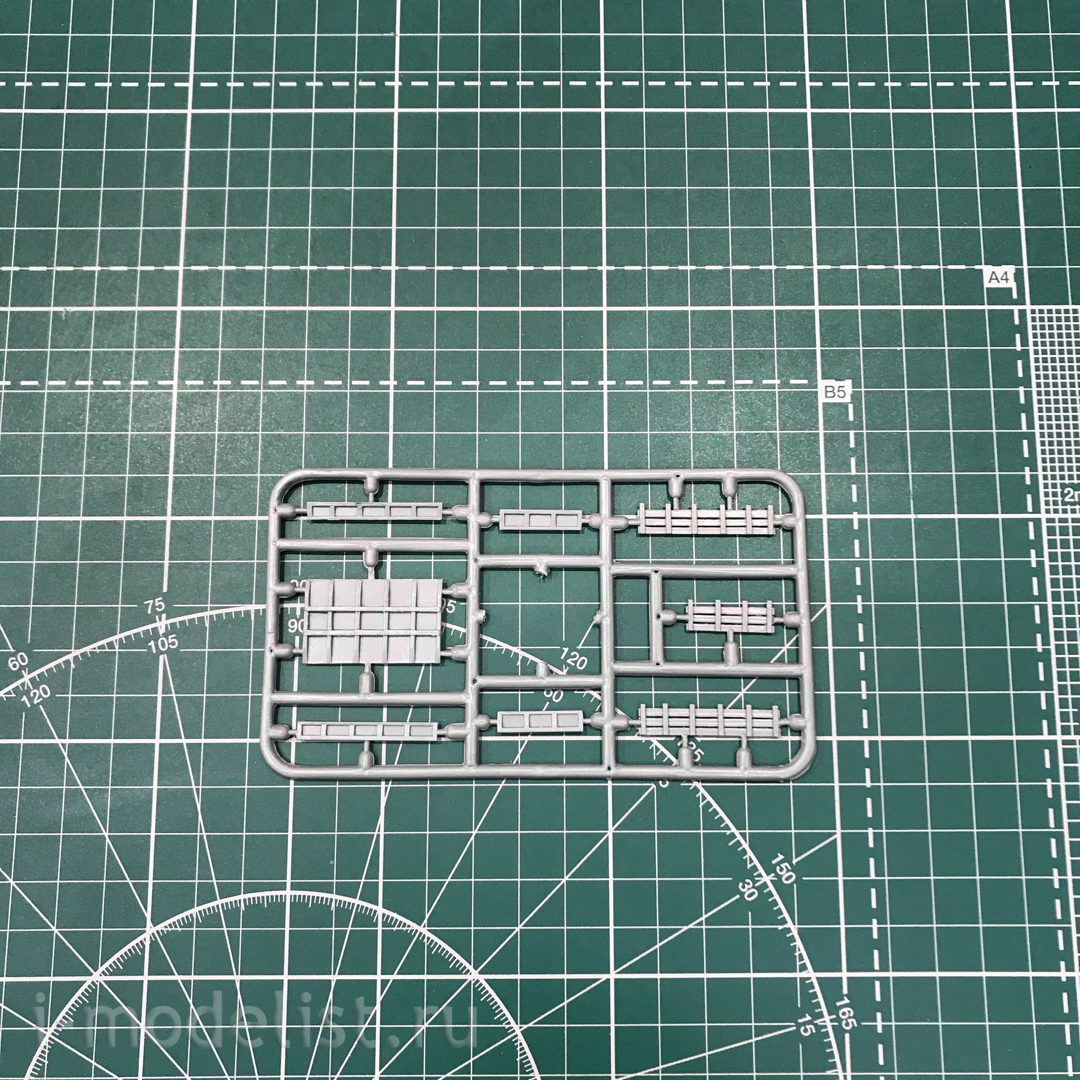 14606 Orient Express 1/144 Set of airfield equipment №7