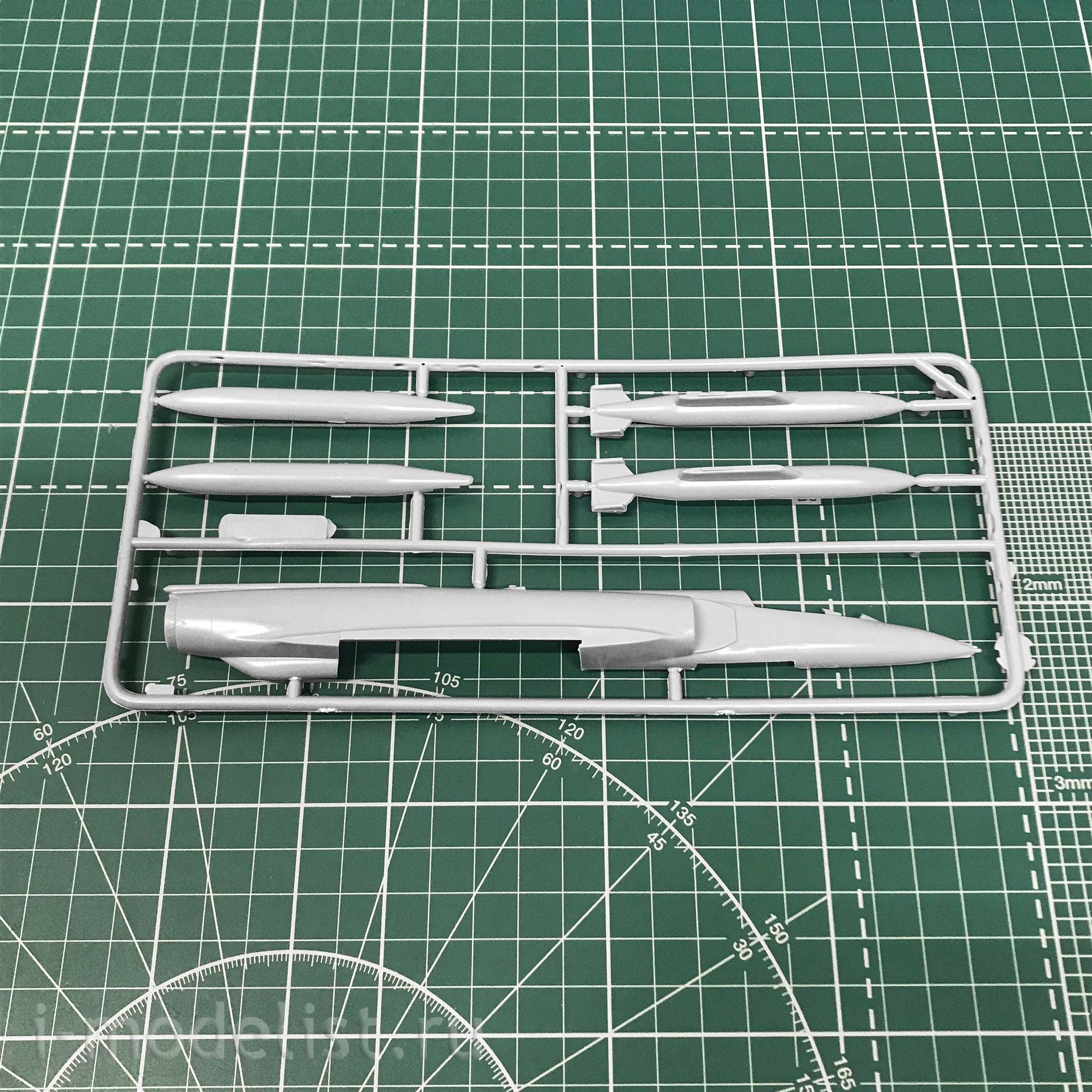 72030 ARK-models 1/72 Mirage III interceptor Fighter