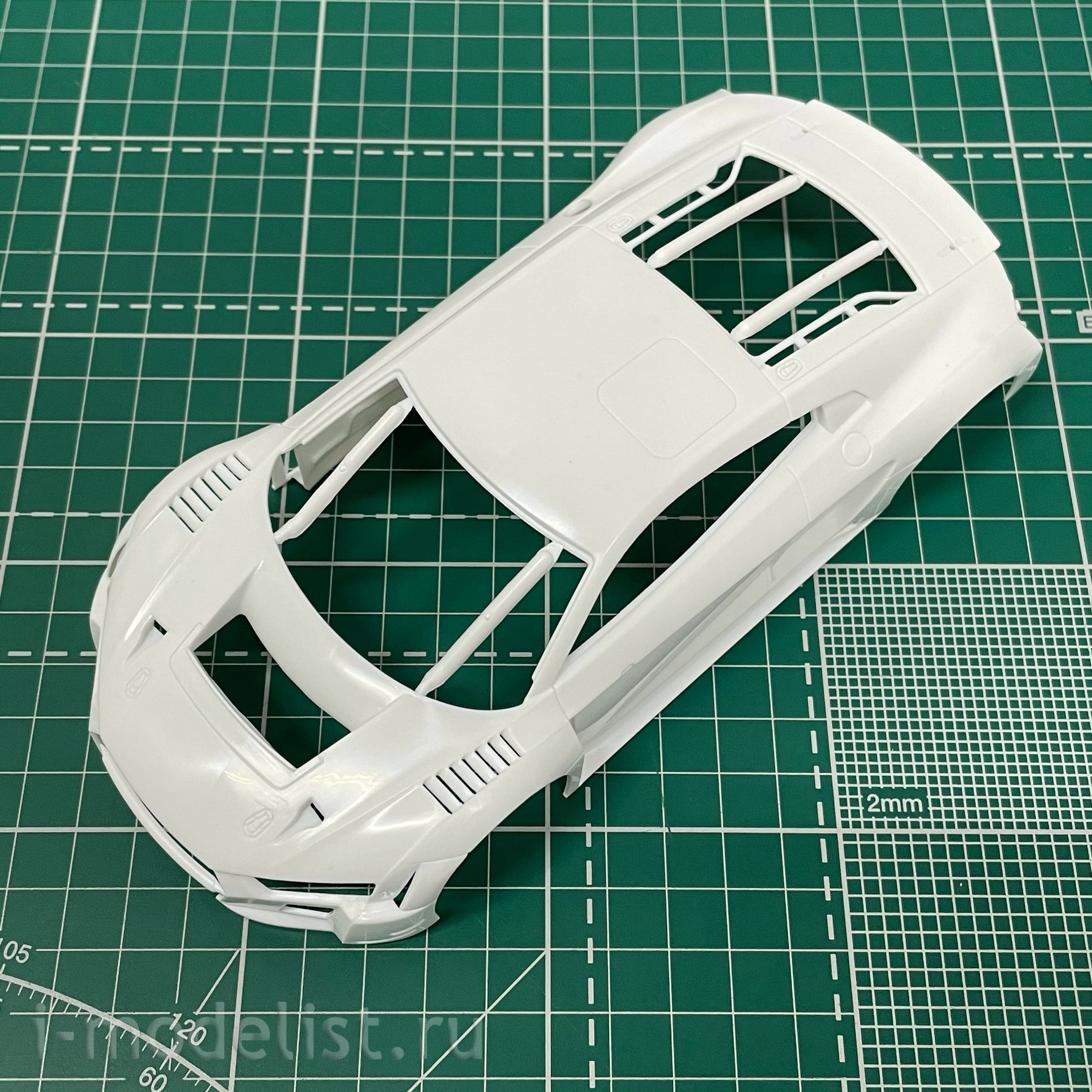 PN24024 NuNu 1/24 Audi R8 LMS GT3 2015 FIA GT3 World Cup