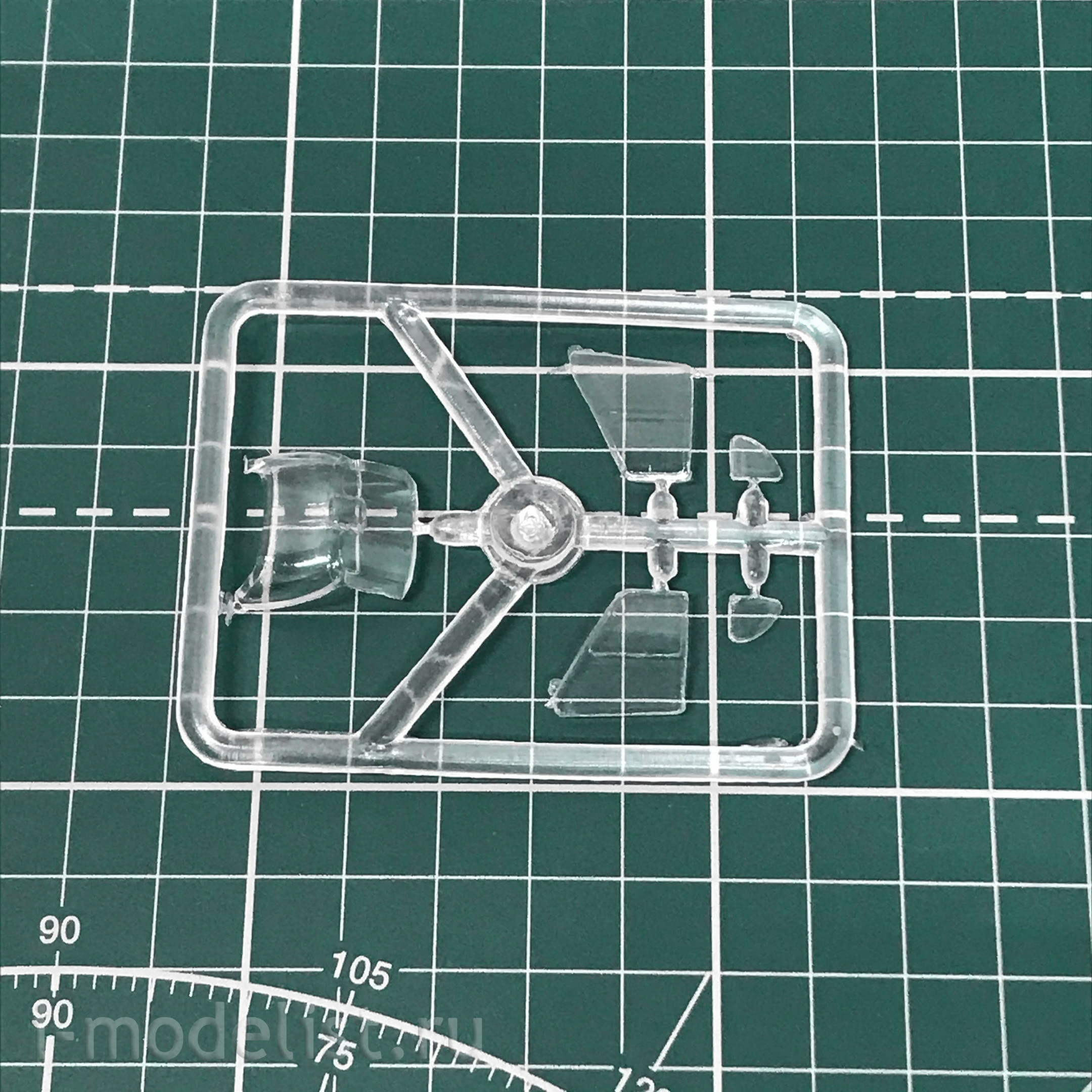 7252 Amodel 1/72 Helicopter 