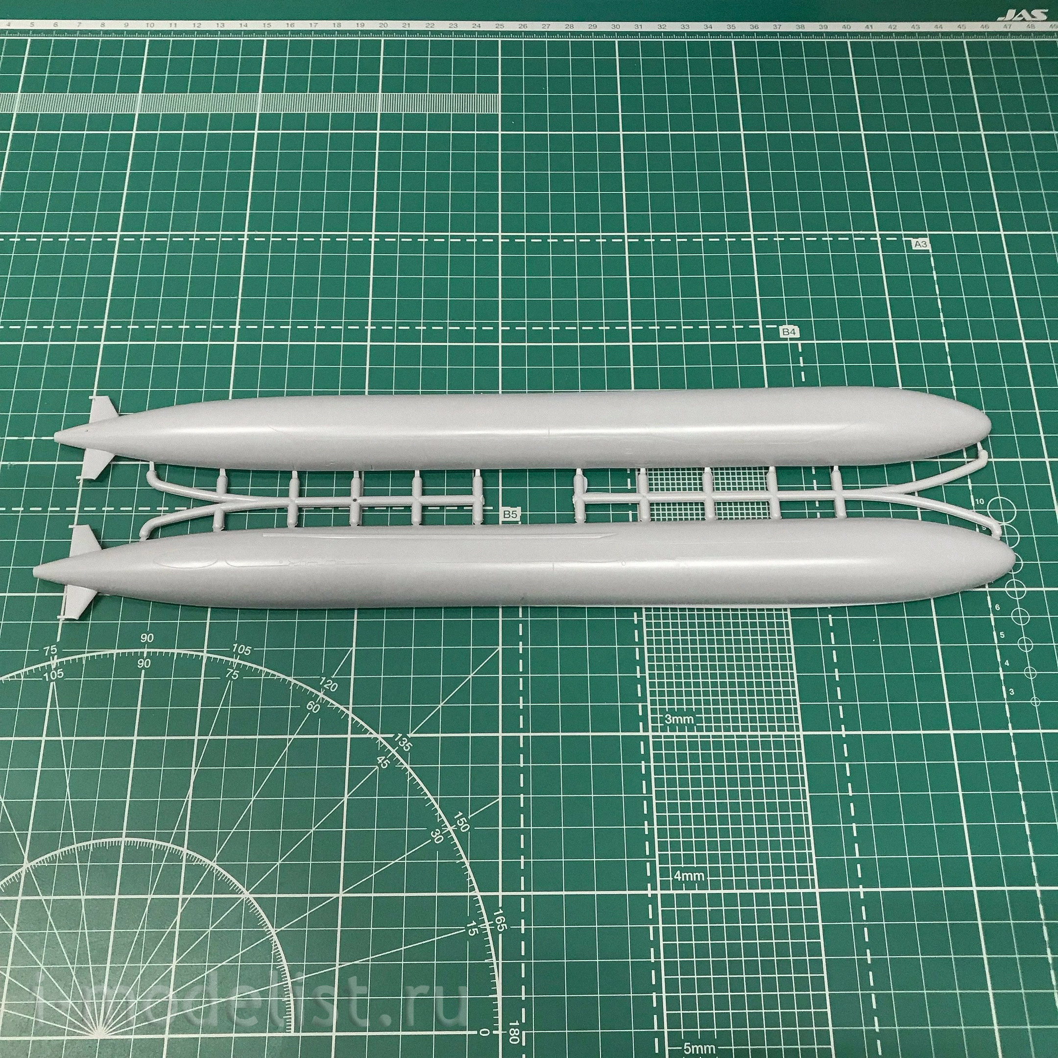 48-018 Microcosm 1/48 Fokker G-I Aircraft