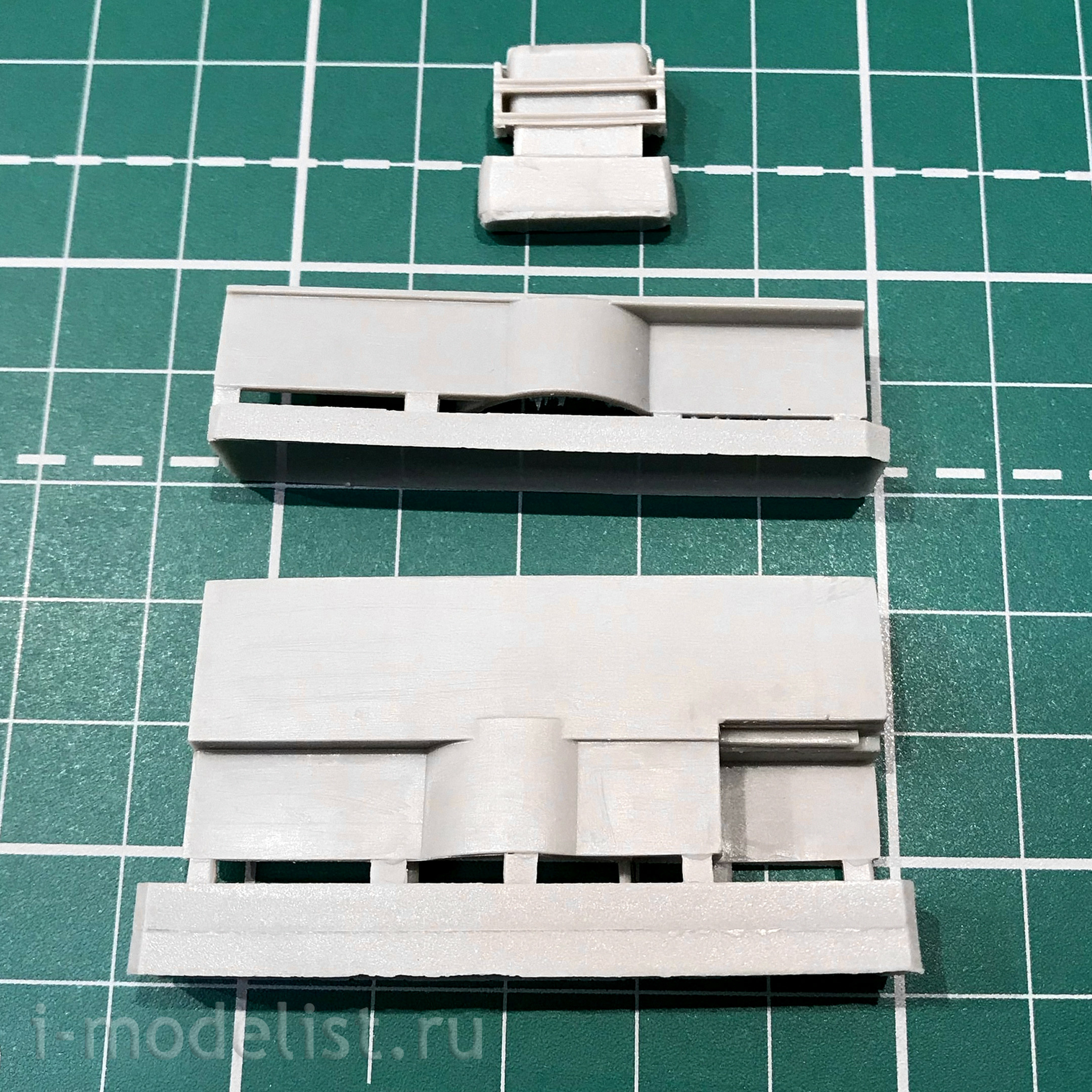 RL004 Krasny Mayak 1/72 Airfield mobile unit APA-50
