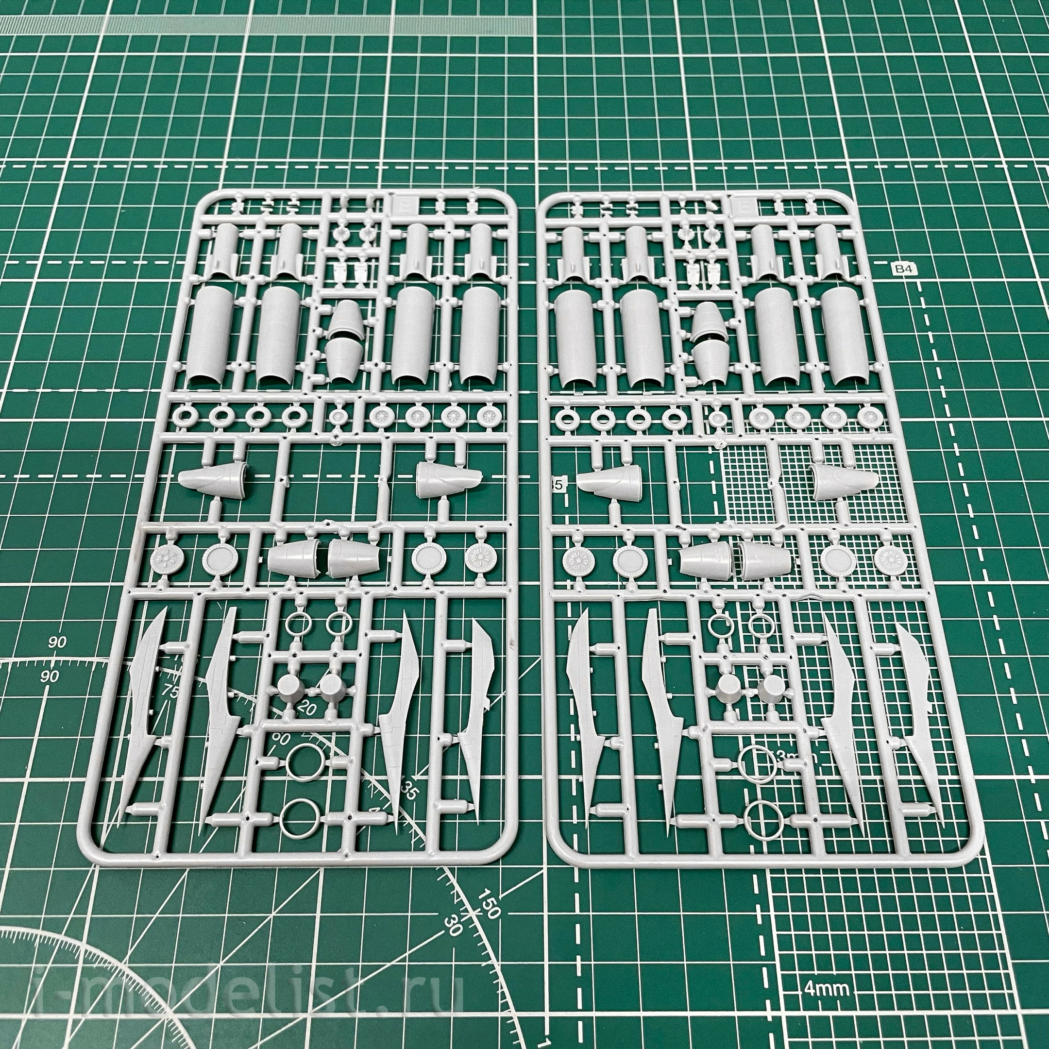 144145-6 Orient Express 1/144 CV990 VAGIR Airliner