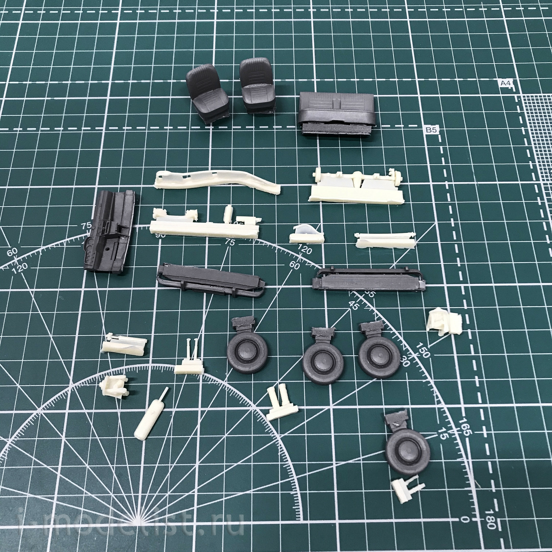 35006 GunTower Models 1/35 Special Vehicle. Kit 3 (2103)
