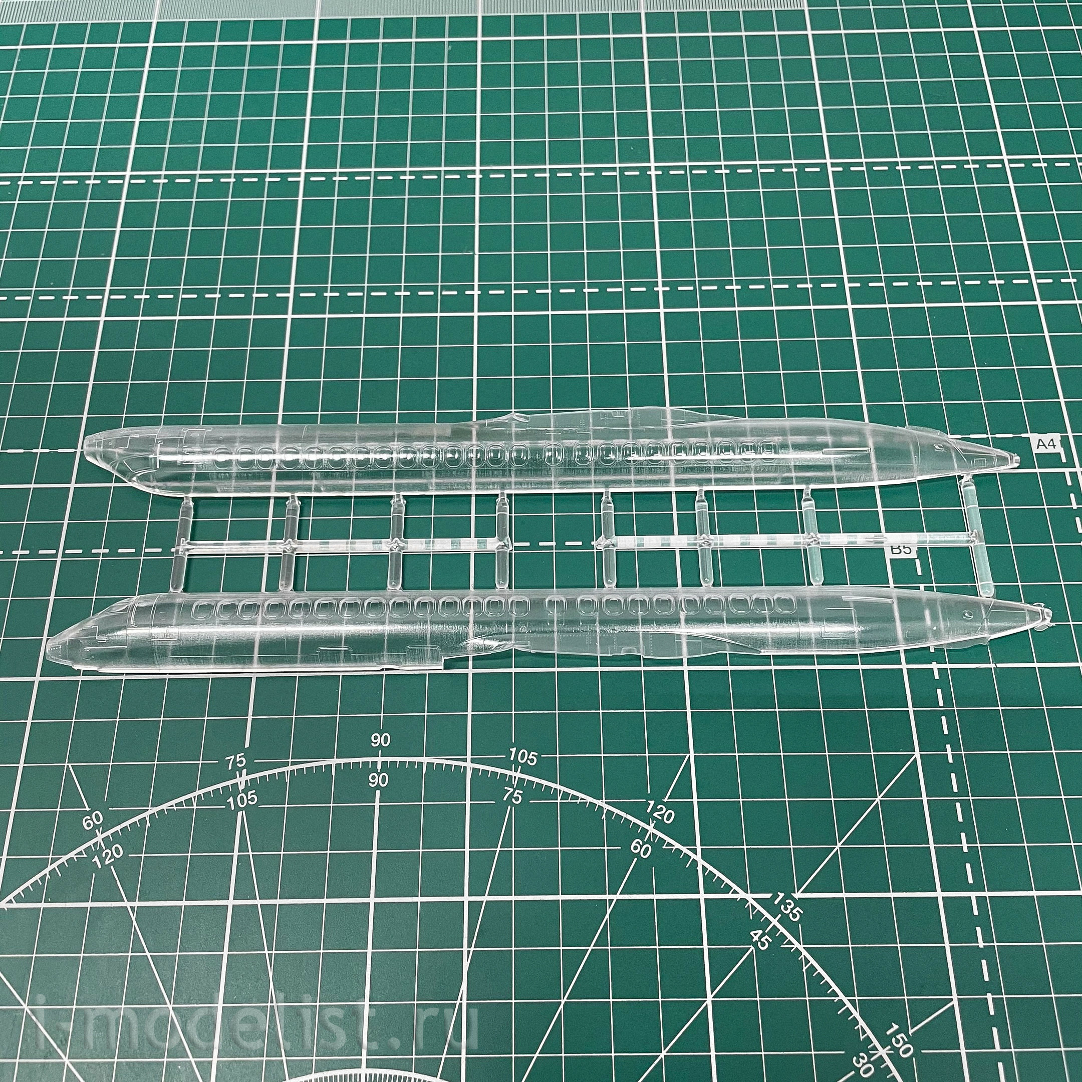 BPK14410 BPK 1/144 Bombardier CRJ-900 aircraft