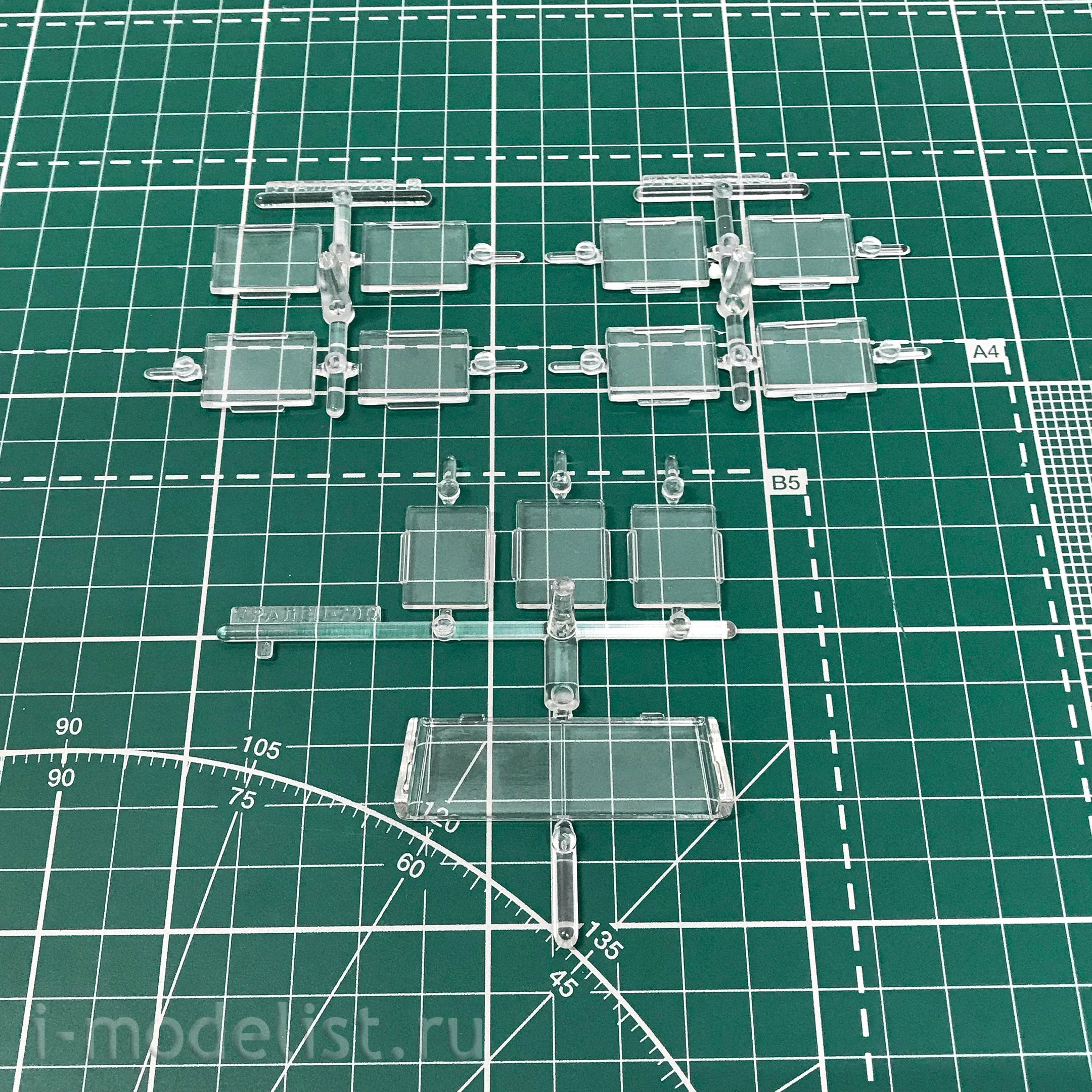 4053AVD AVD Models 1/43 U-70C Bus