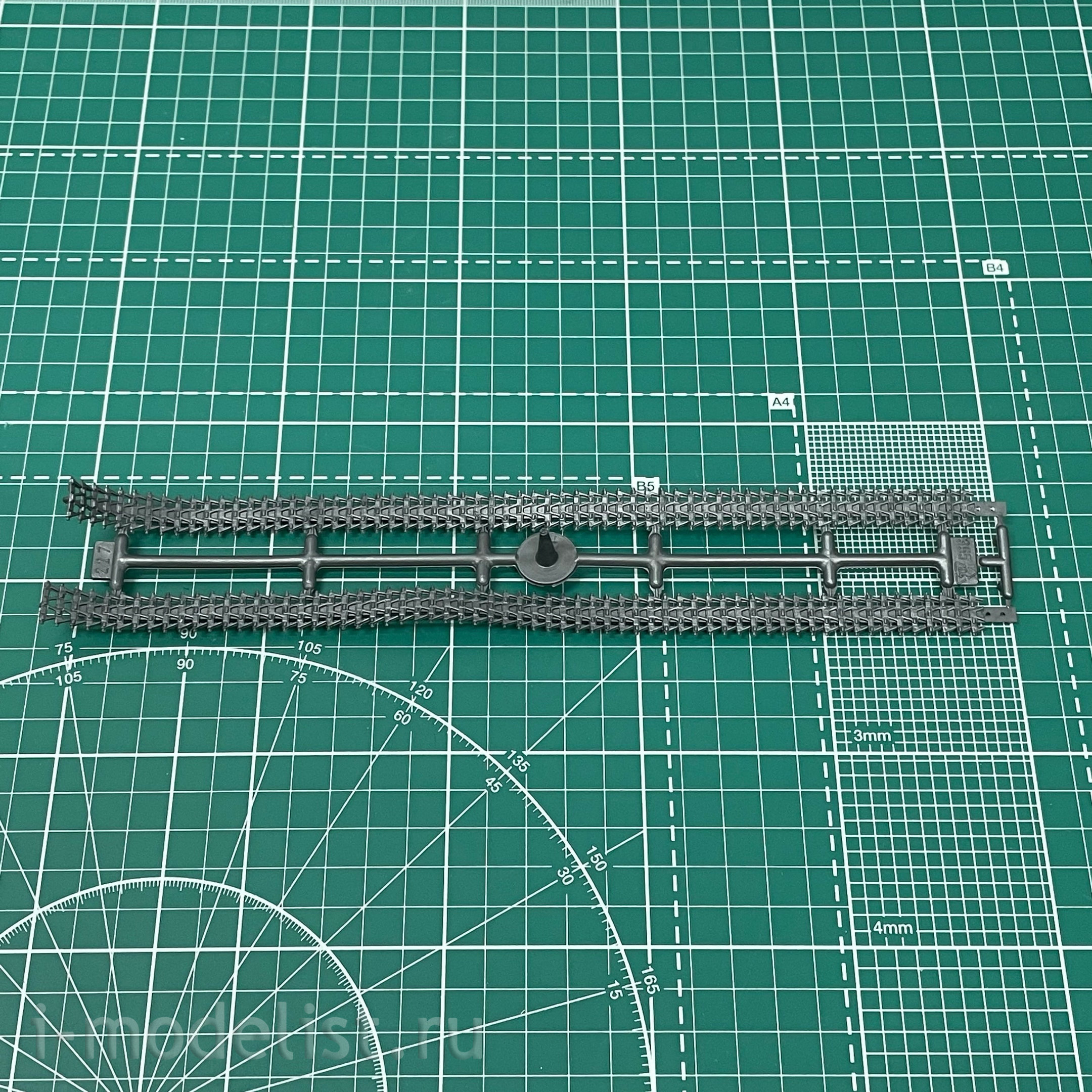 6549 Italeri 1/35 Tracked tractor RSO/01 with German soldiers