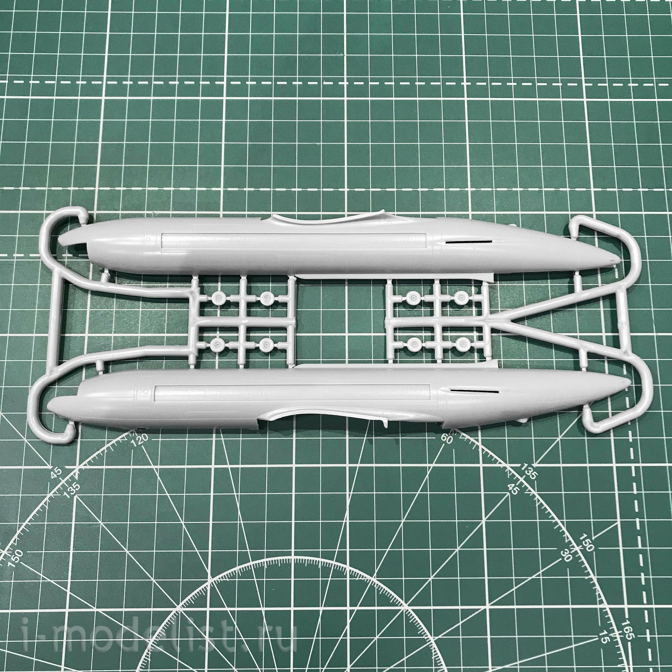 1480 Amodel 1/144 Passenger aircraft SE-210 