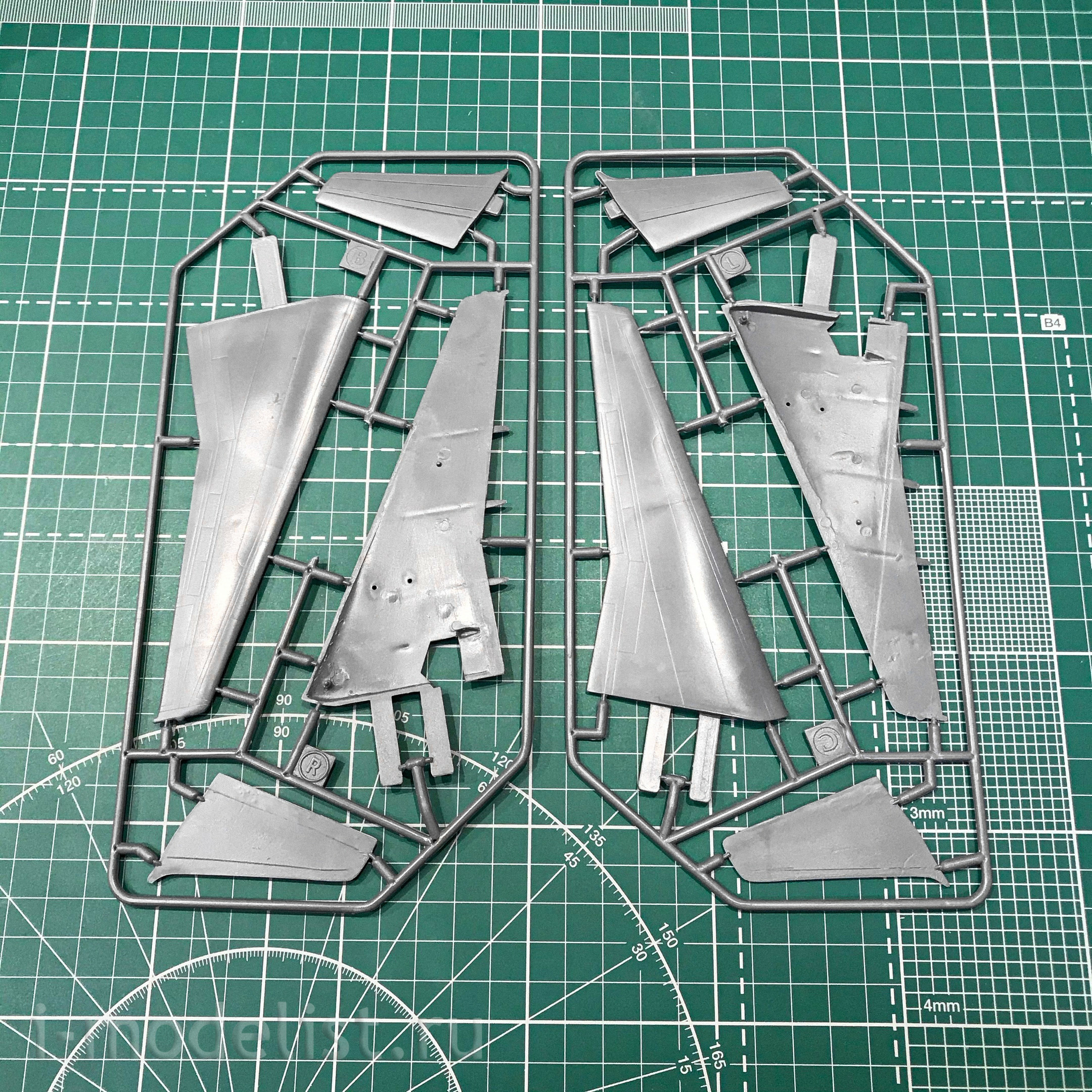 14428 Eastern Express 1/144 scales Medium-range airliner B 752 VIM