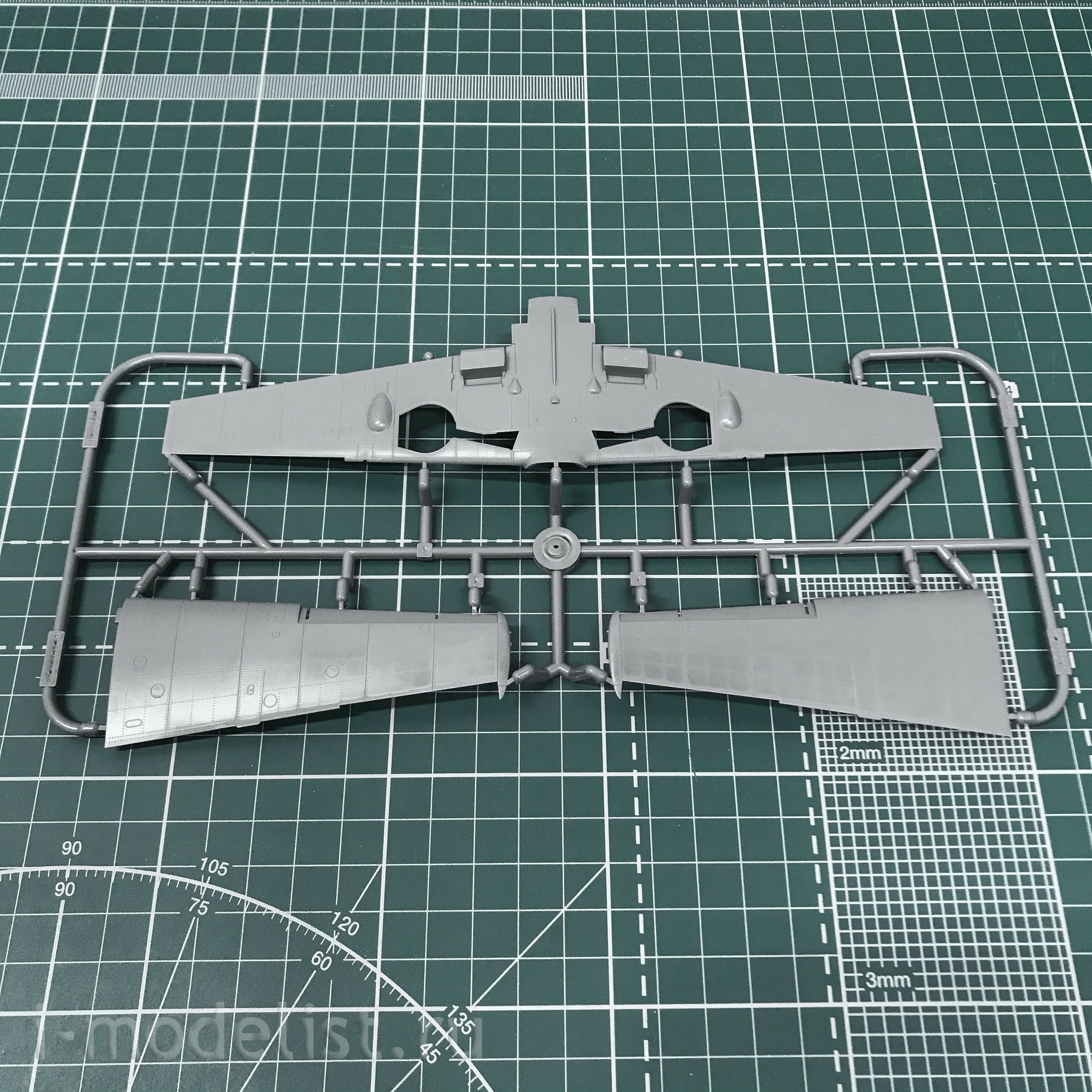 8262 Edward 1/48 BF 109E-3 ProfiPACK