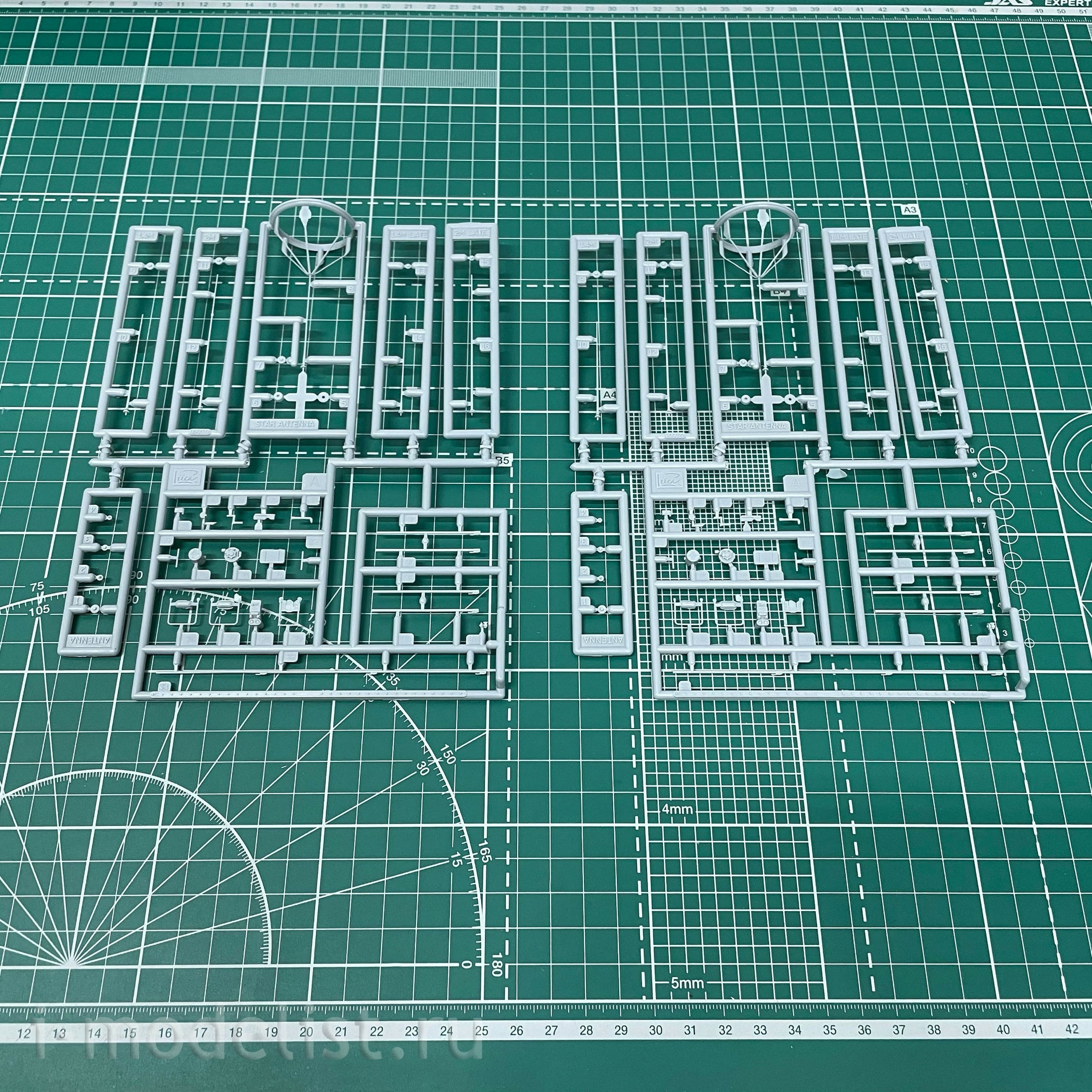 RE30014 Riich 1/35 German antenna set and generator GG400
