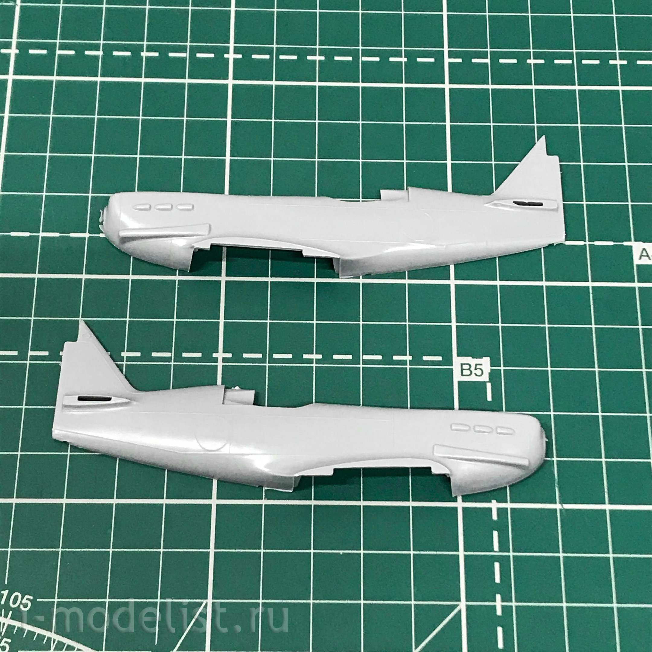 72016 ARK models 1/72 French fighter, the D. 520 Dewoitine