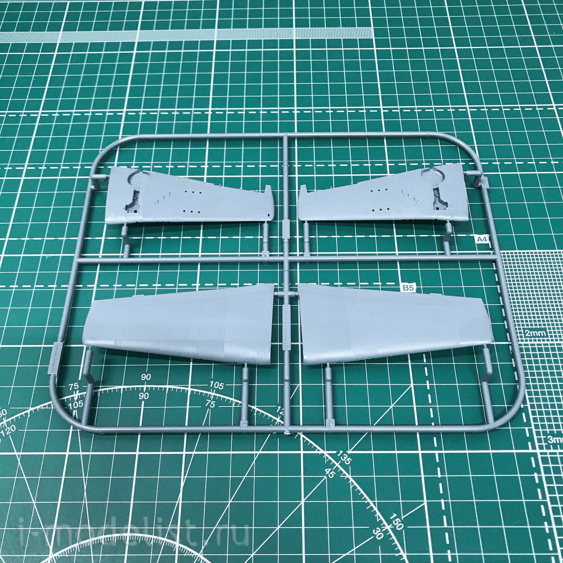7434 Edward 1/72 F6F-5N Nightfighter