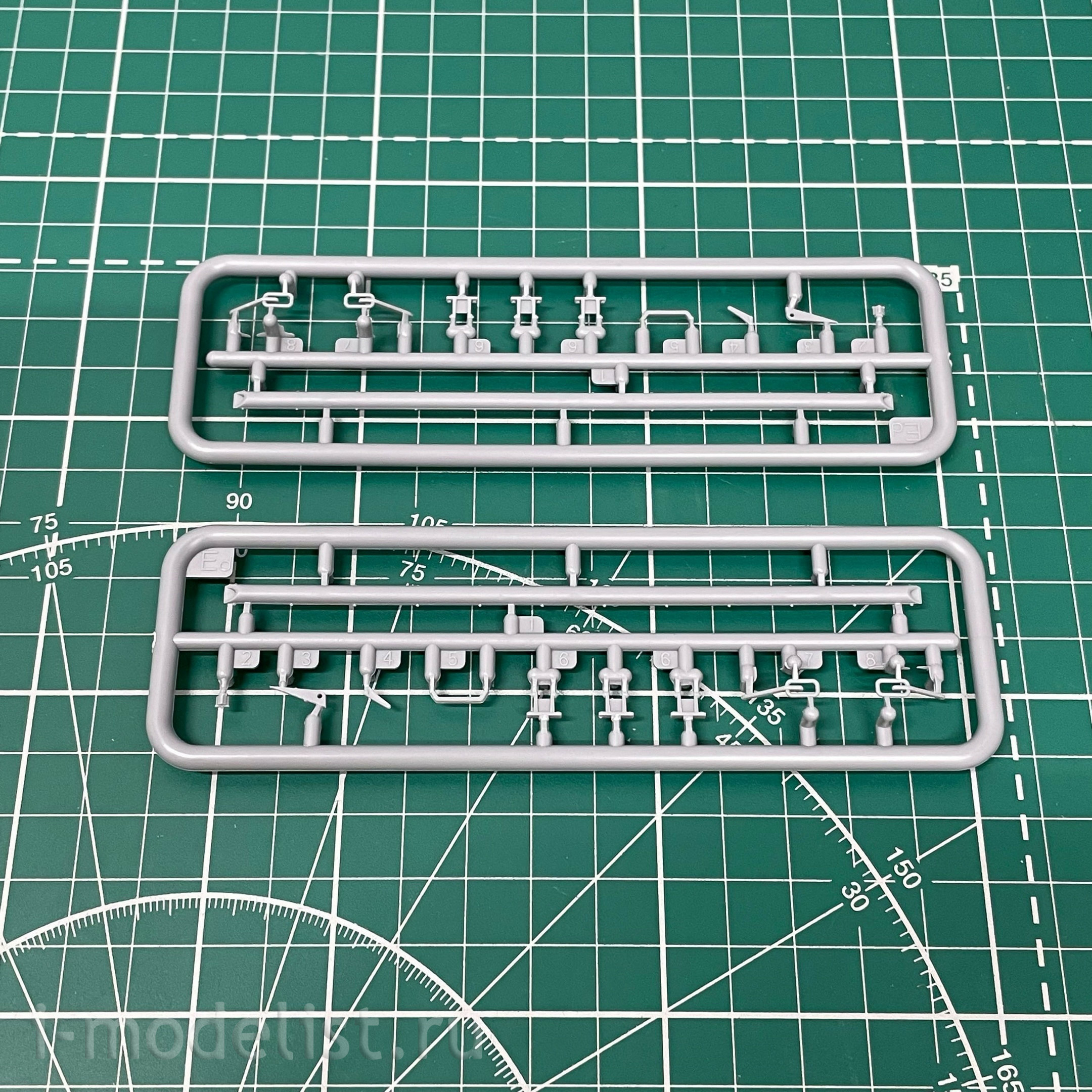 35GM0038 Gecko Models 1/35 Amphibious Larc-V