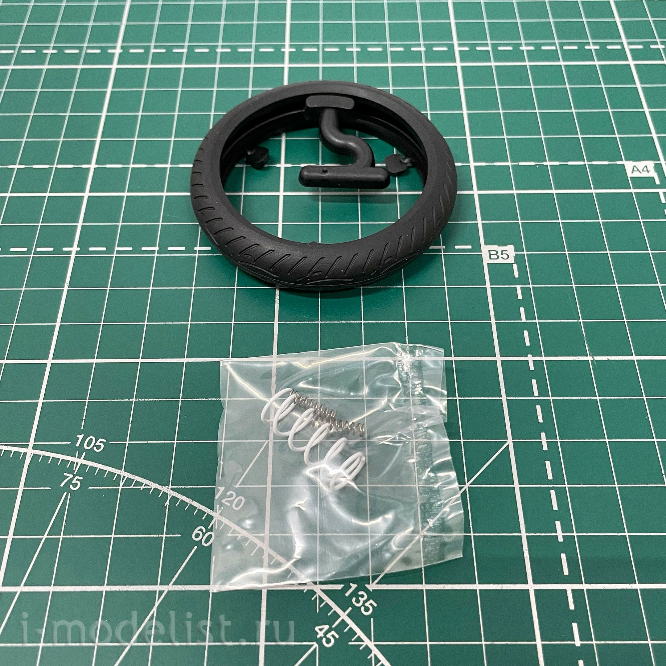 MT-003 Meng 1/9 BMW R nineT Motorcycle