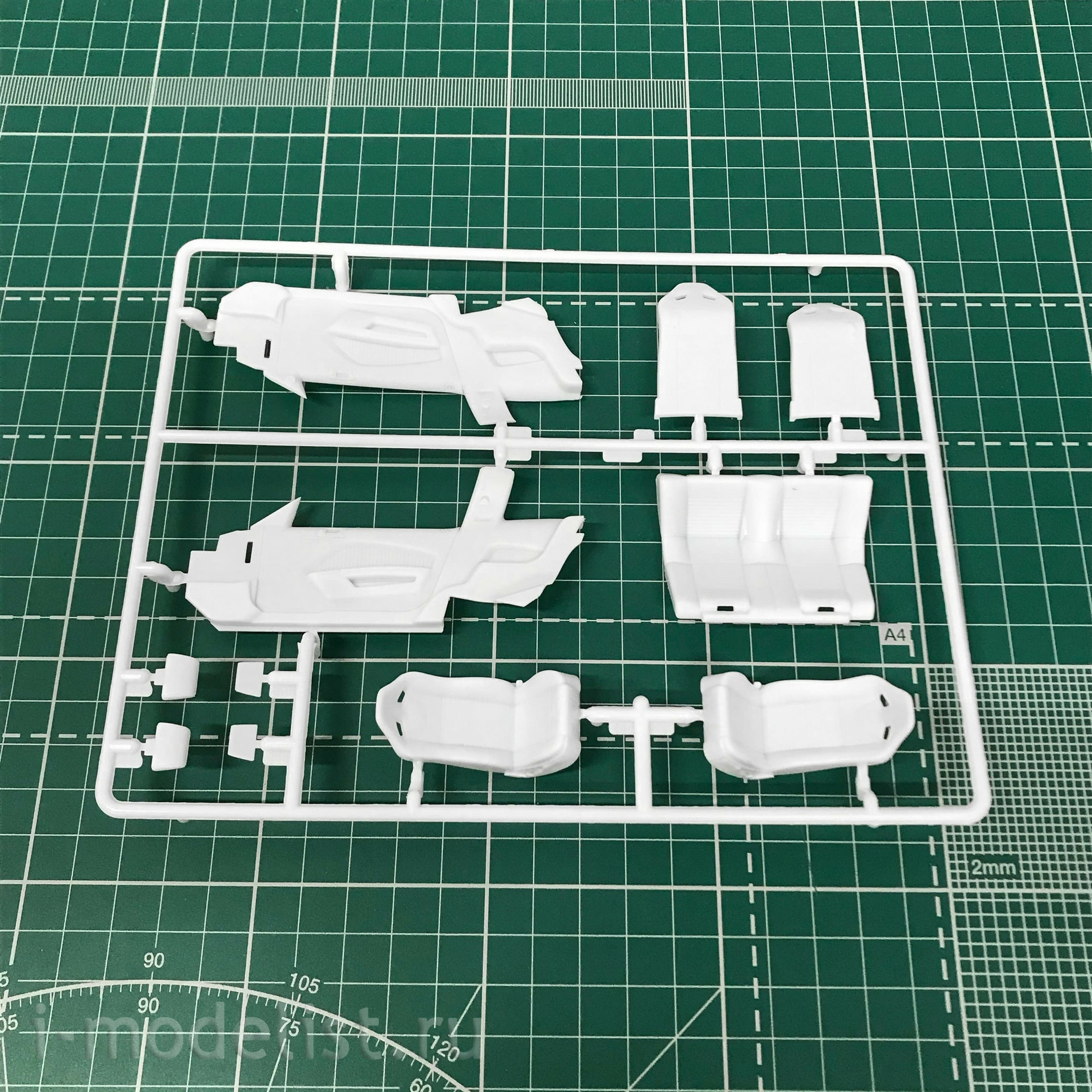 07652 Revell 1/25 Sports Car 2013 Ford Mustang Boss 302