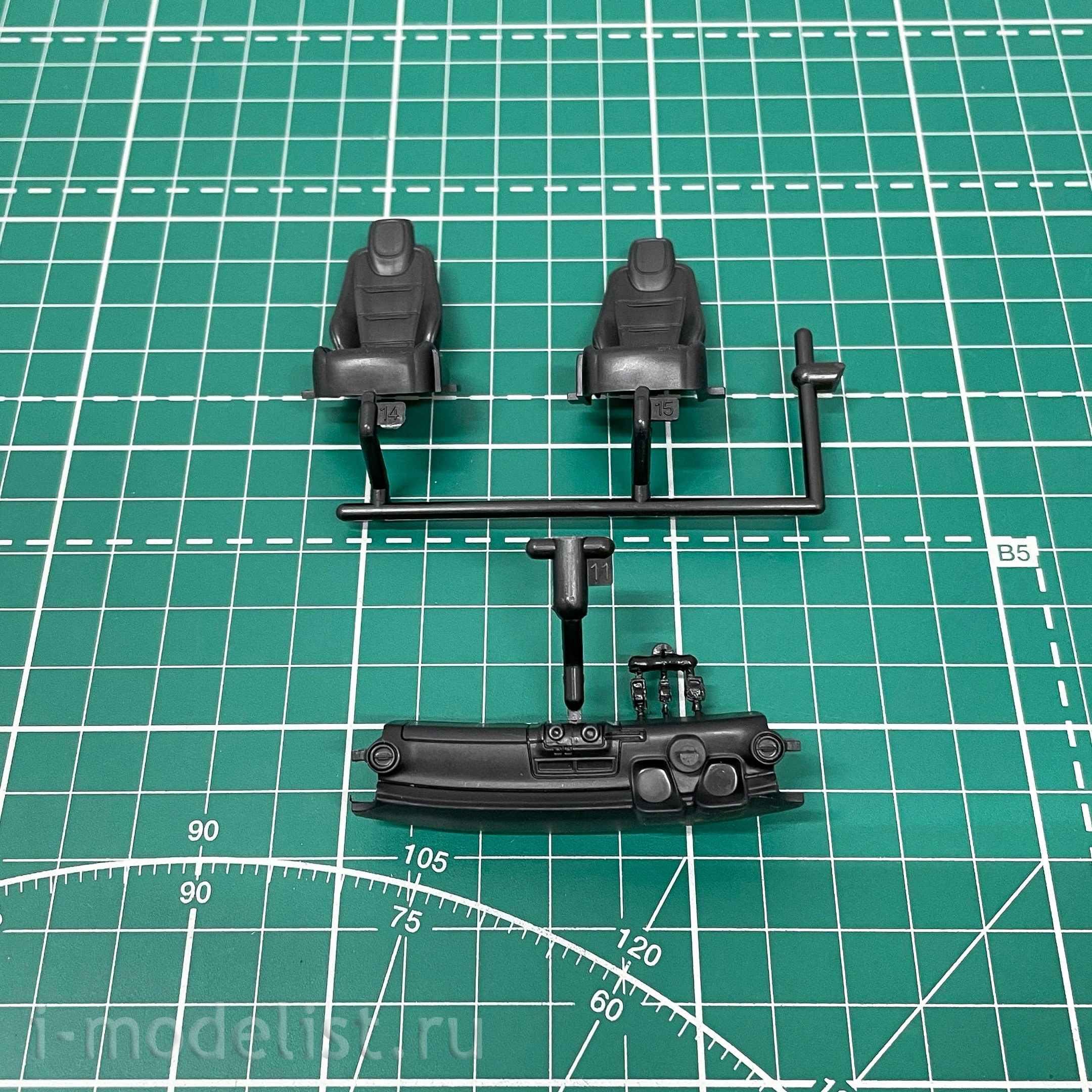 11527 Revell 1/25 American sports car Chevrolet Camaro Concept Car