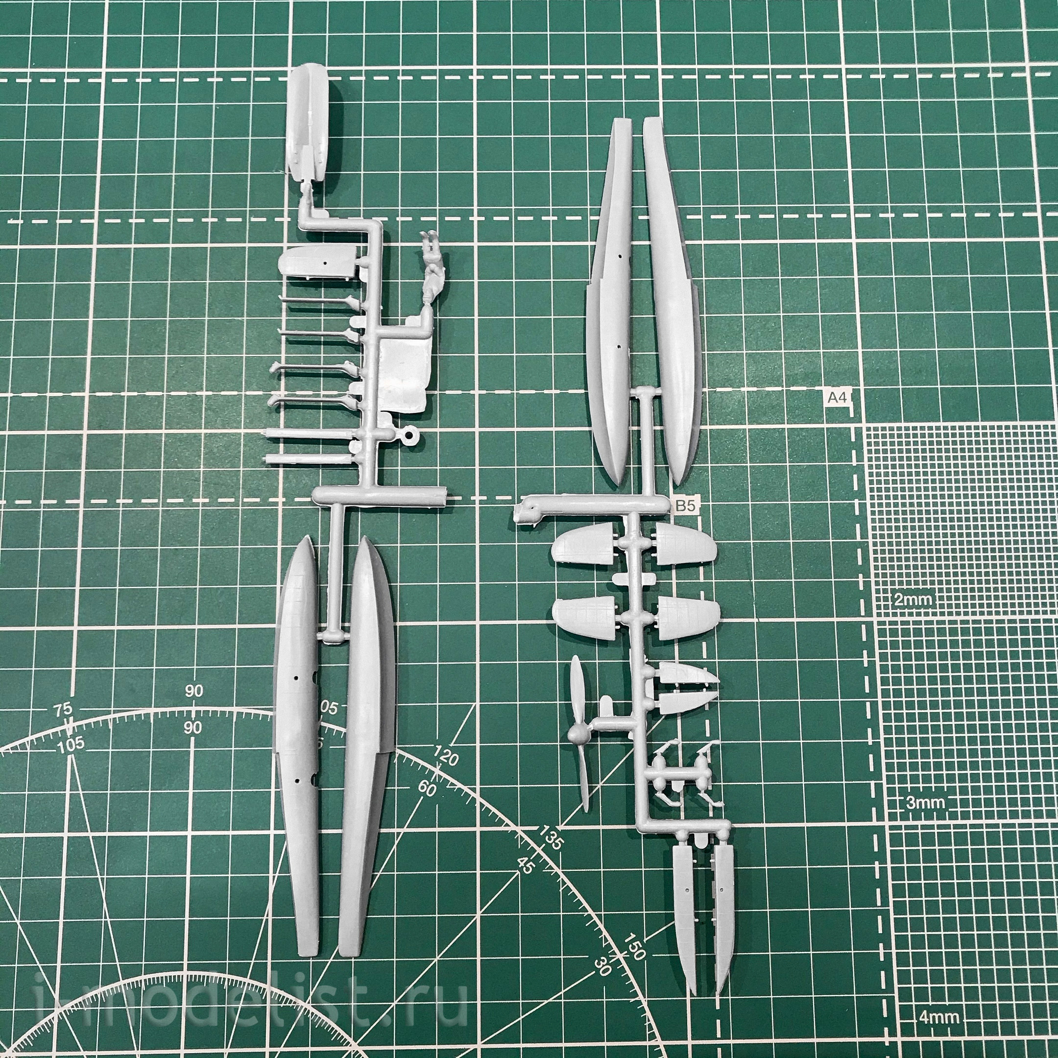 72257 1/72 Eastern Express Racing hydroplane, S-6B
