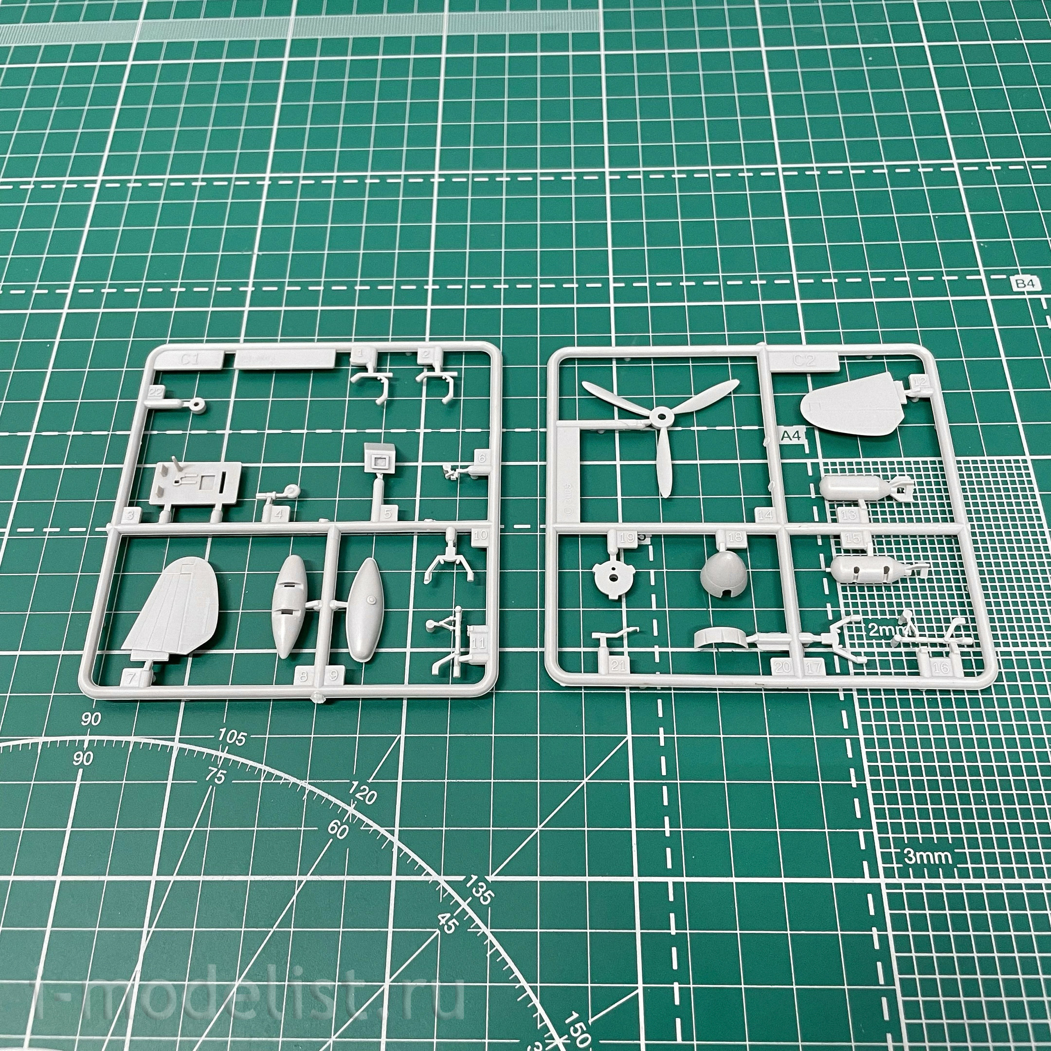 80251 HobbyBoss 1/72 P-40M Warhawk