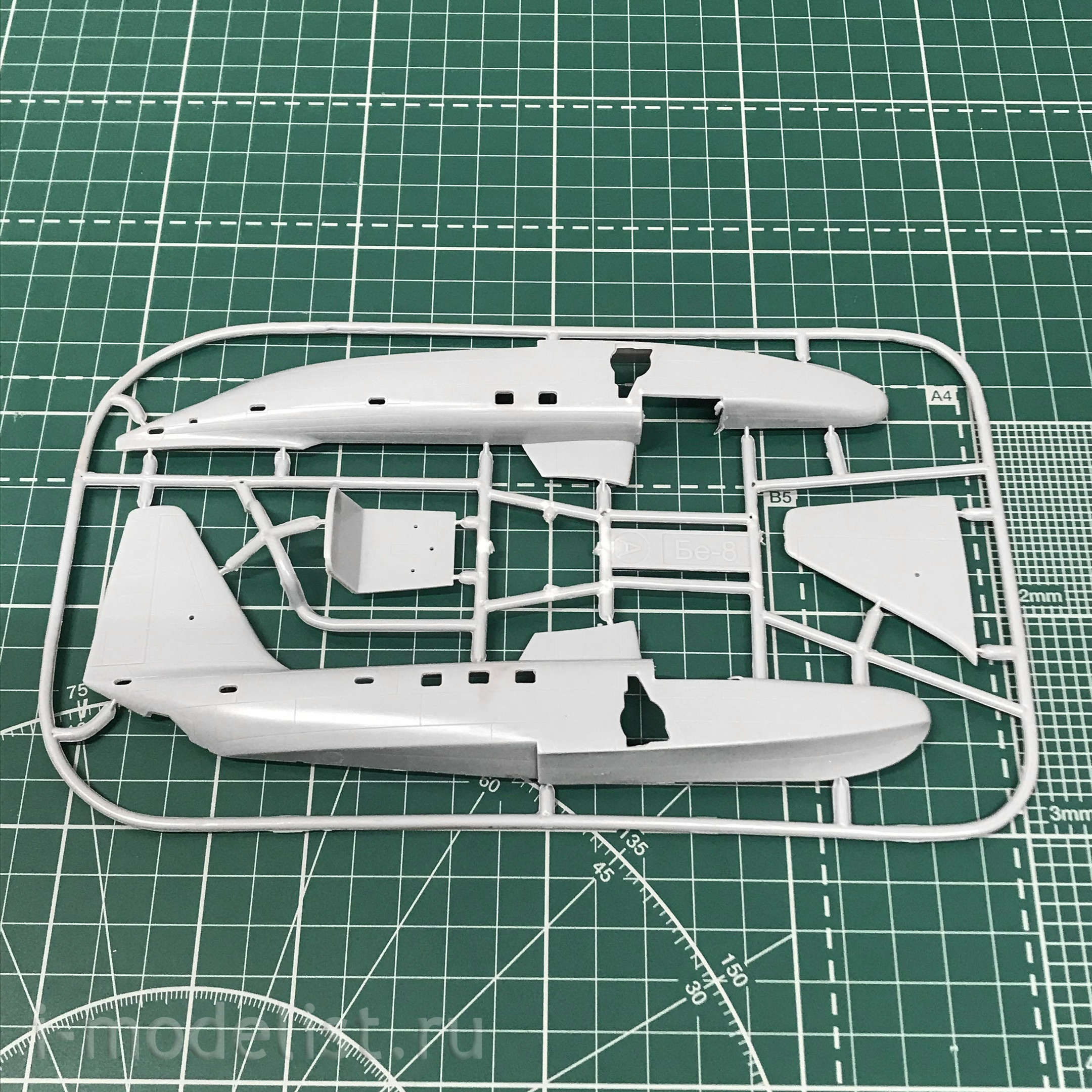 SVM-72020 SOVA-M 1/72 Be-8 Aircraft