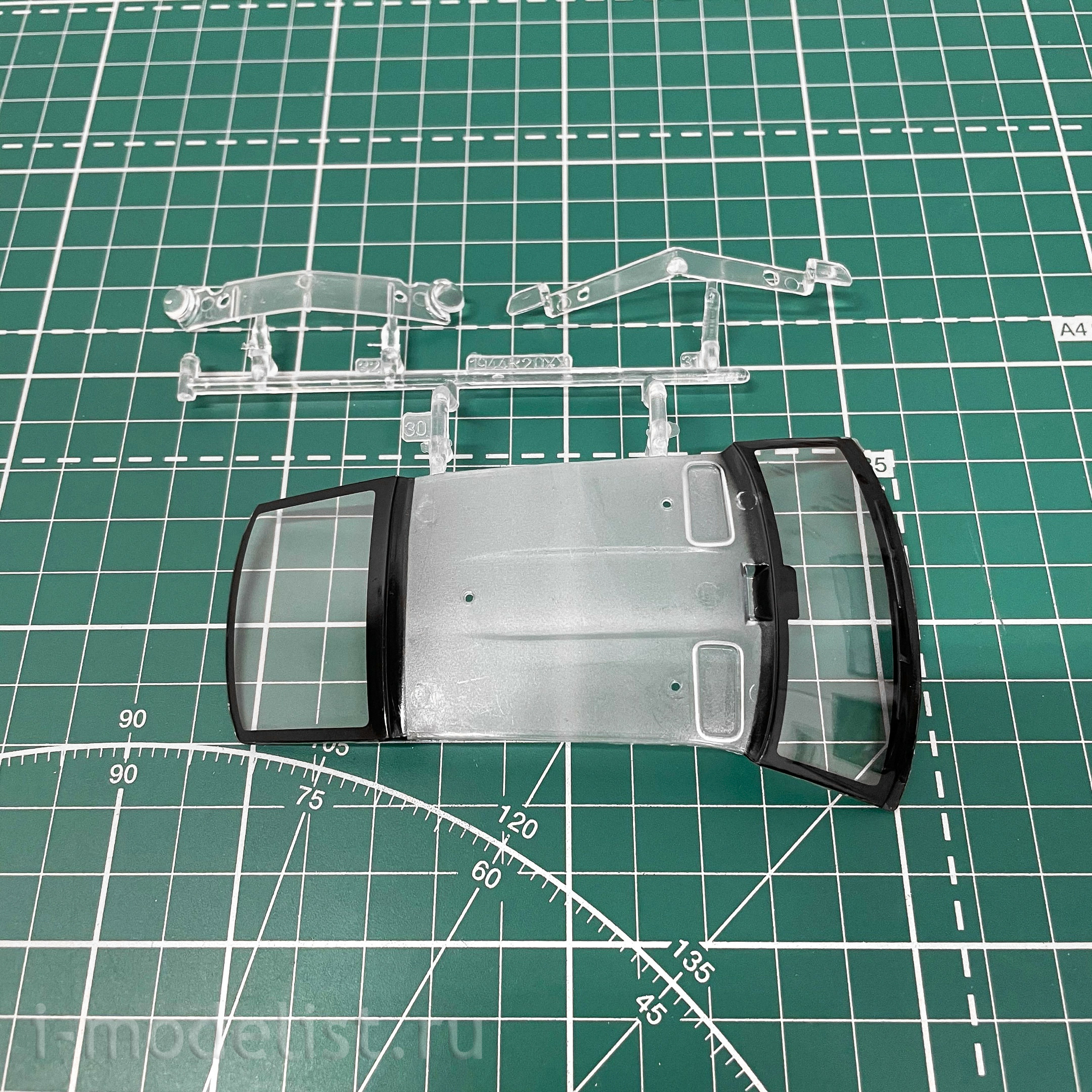 11527 Revell 1/25 American sports car Chevrolet Camaro Concept Car
