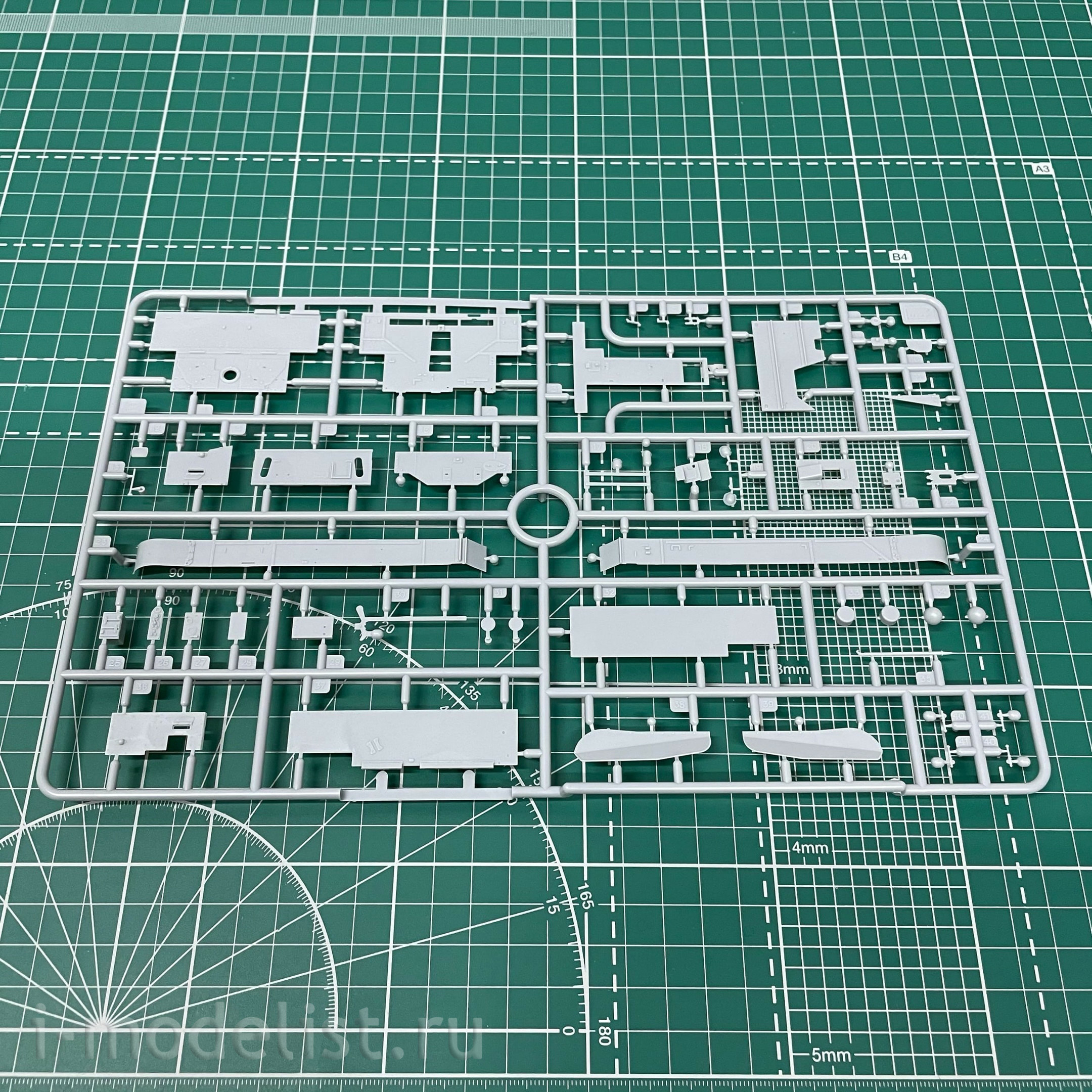 RV35035 Riich 1/35 Panzerjäger Bren 731(e)