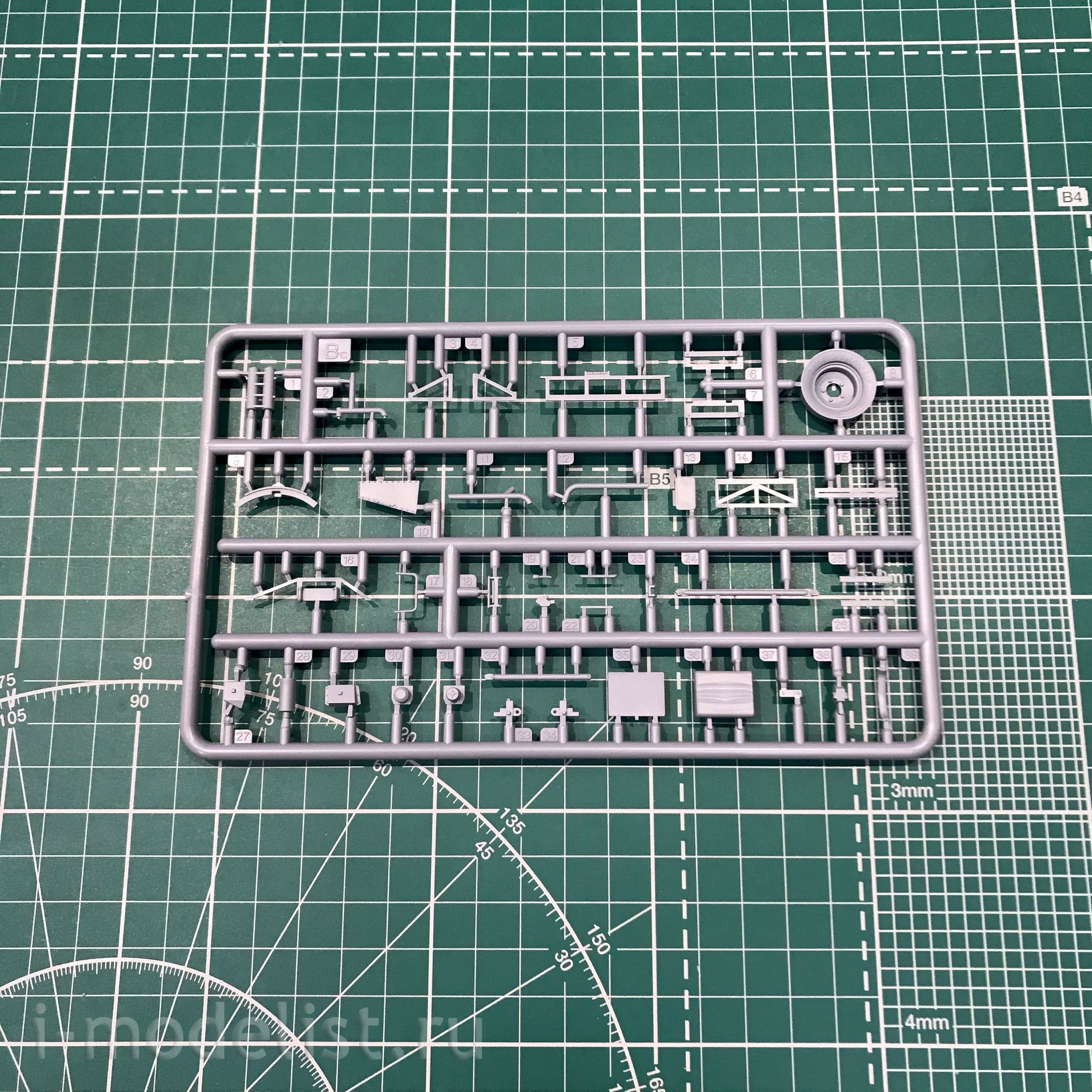 35GM0035 Gecko Models 1/35 British ATMP w/Rescue Stretchers