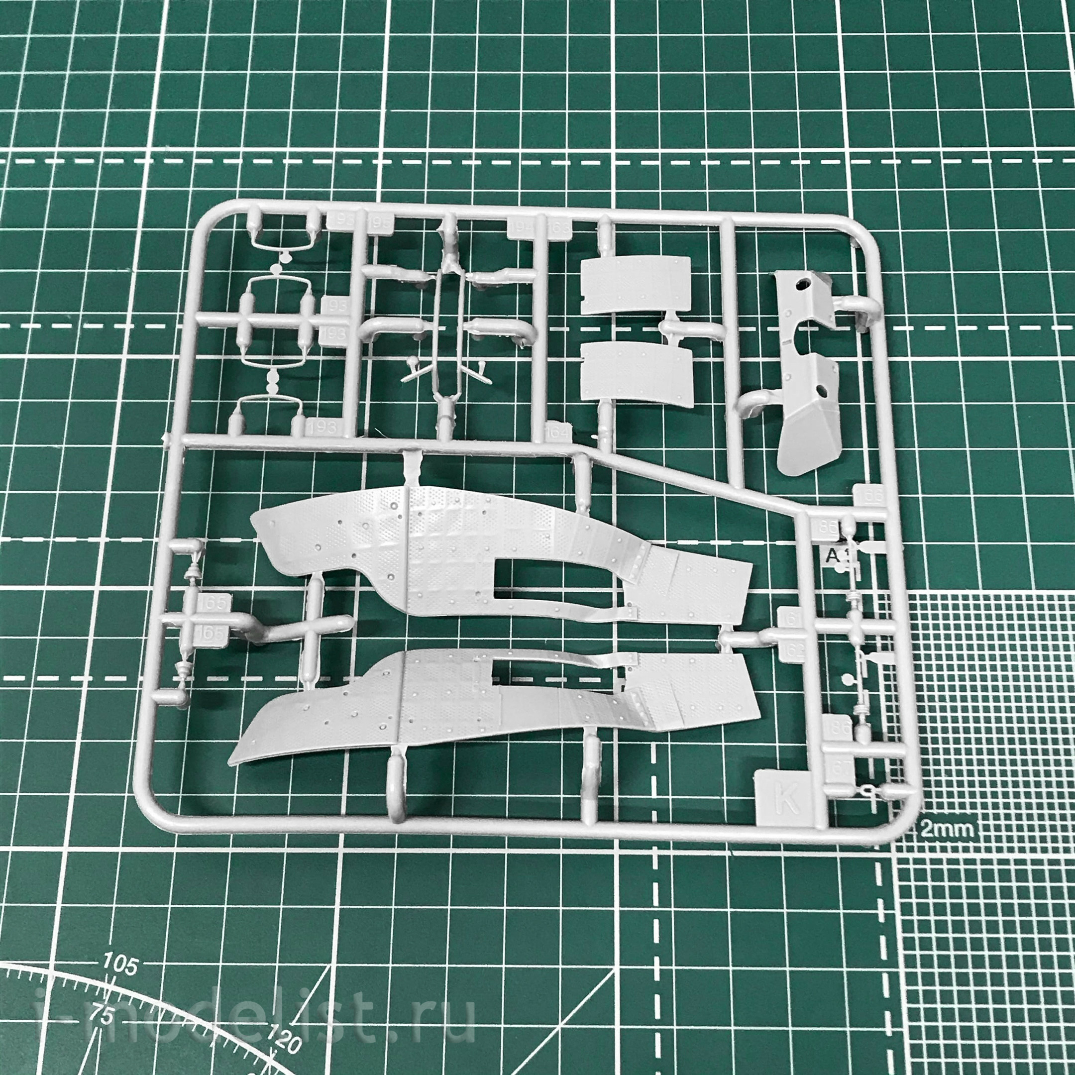 03320 Revell 1/35 German leopard Tank 1A5