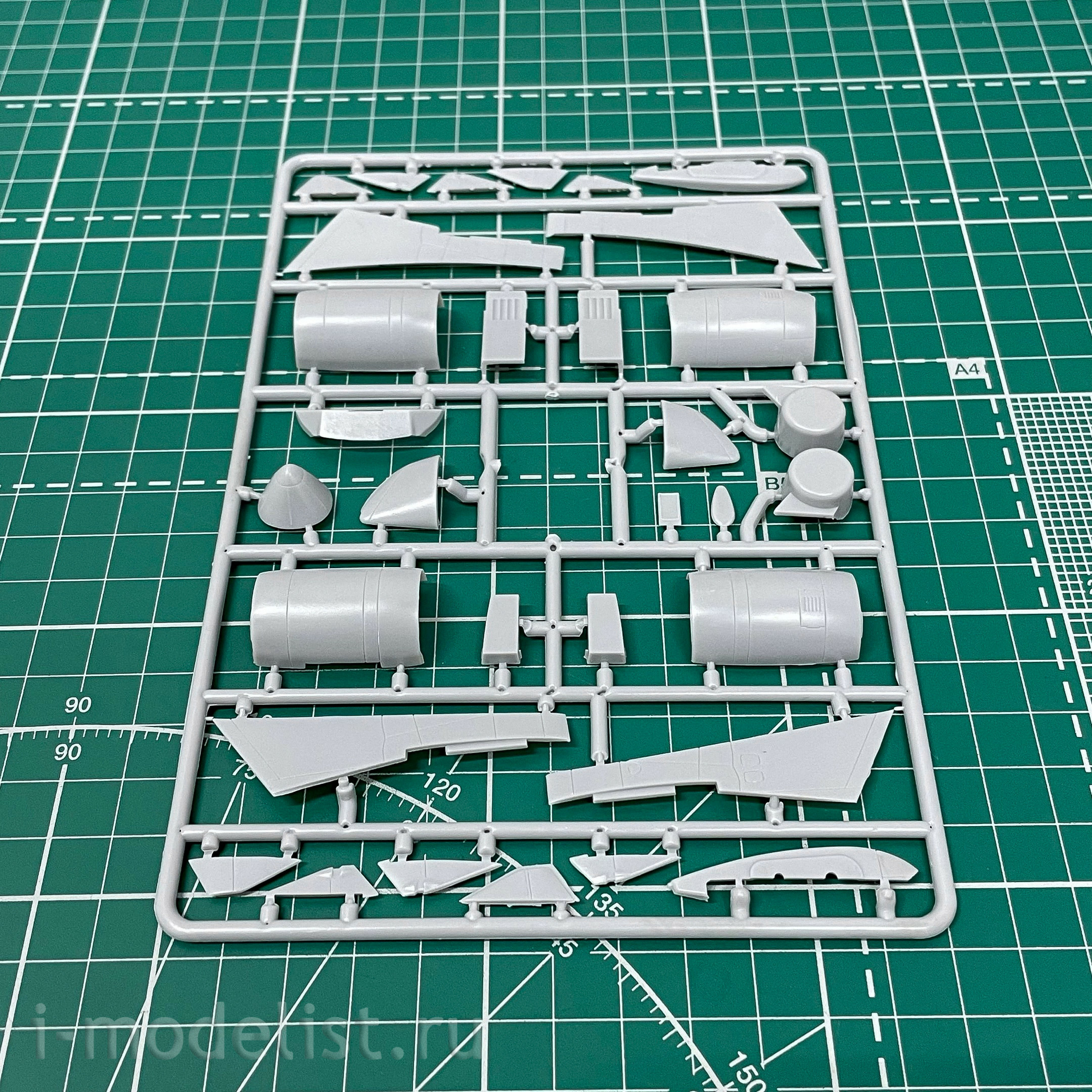 BPK7210 BPK 1/72 Passenger Aircraft Challenger C-143A/CL-604