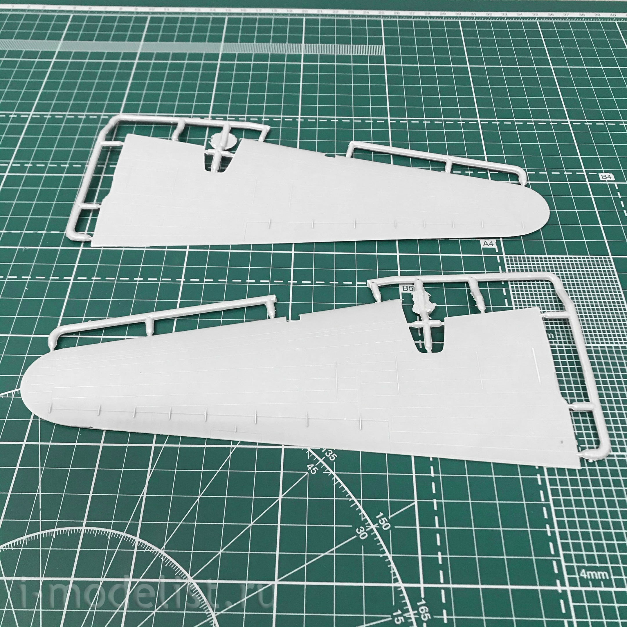 72142 Amodel 1/72 PE-8+ air starter AC-2