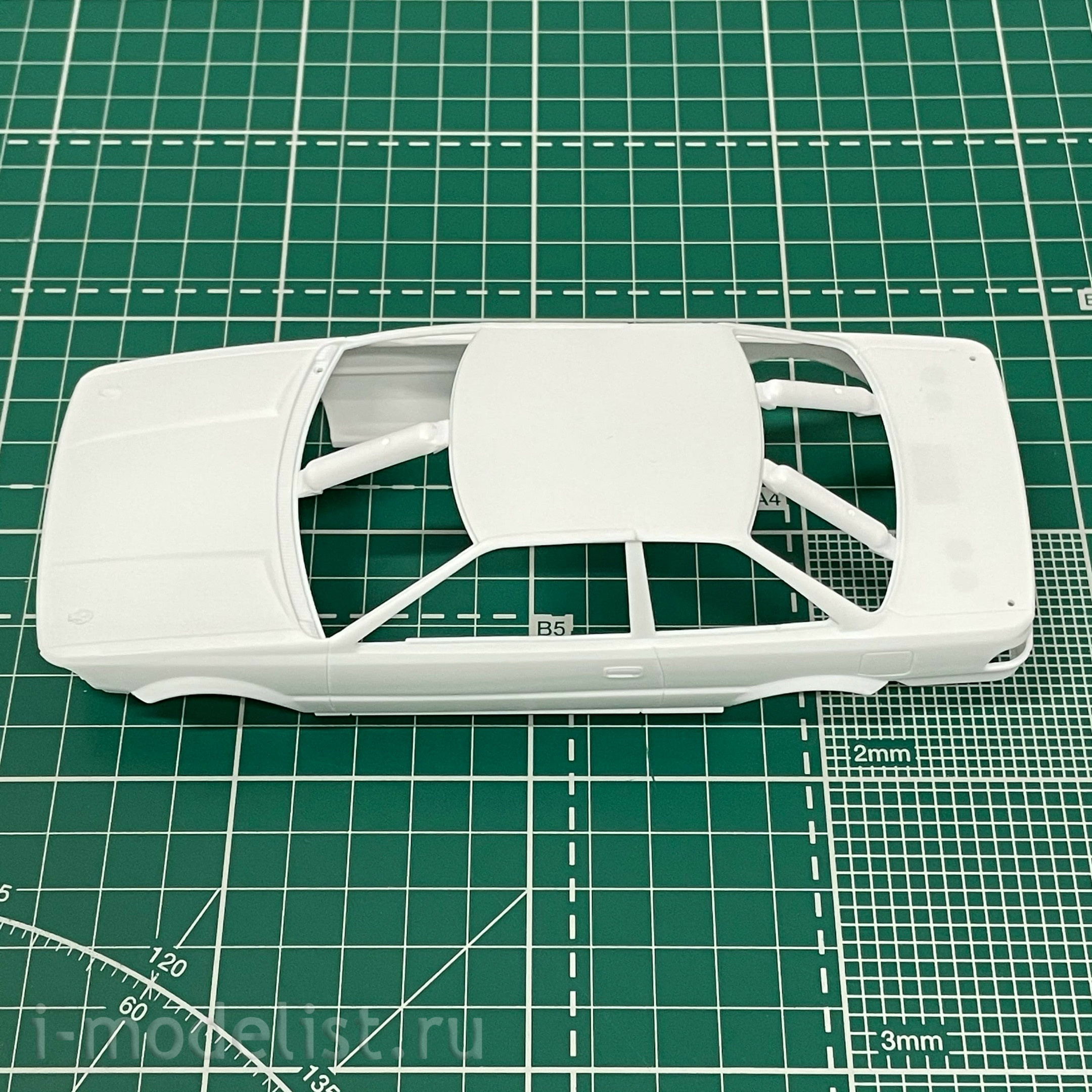 PN24016 NuNu 1/24 Toyota Corolla Levin AE92 '89 SPA 24 HOURS