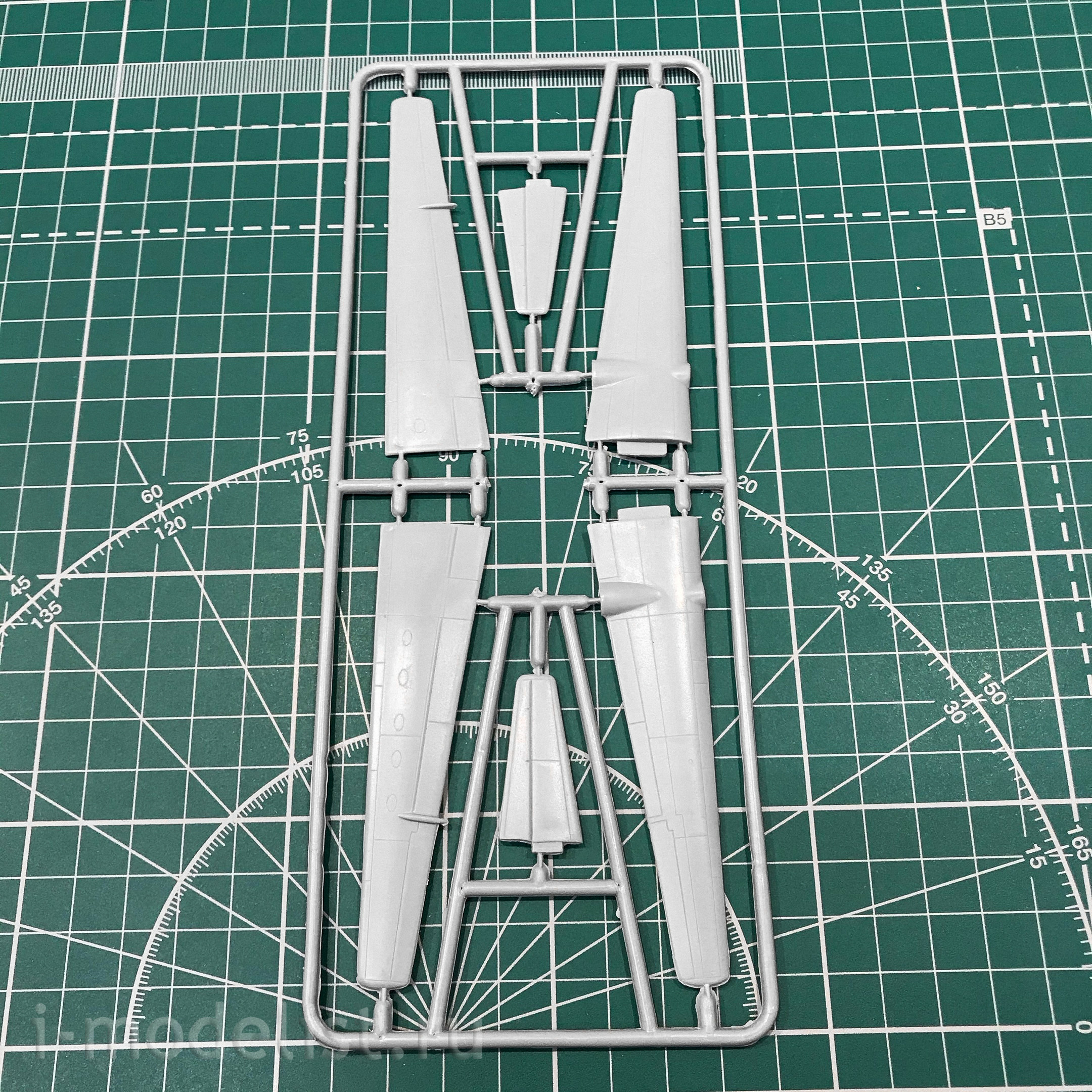 144126-6 Eastern Express 1/144 Scales Pass. aircraft Fokker F-50 FLY VLM