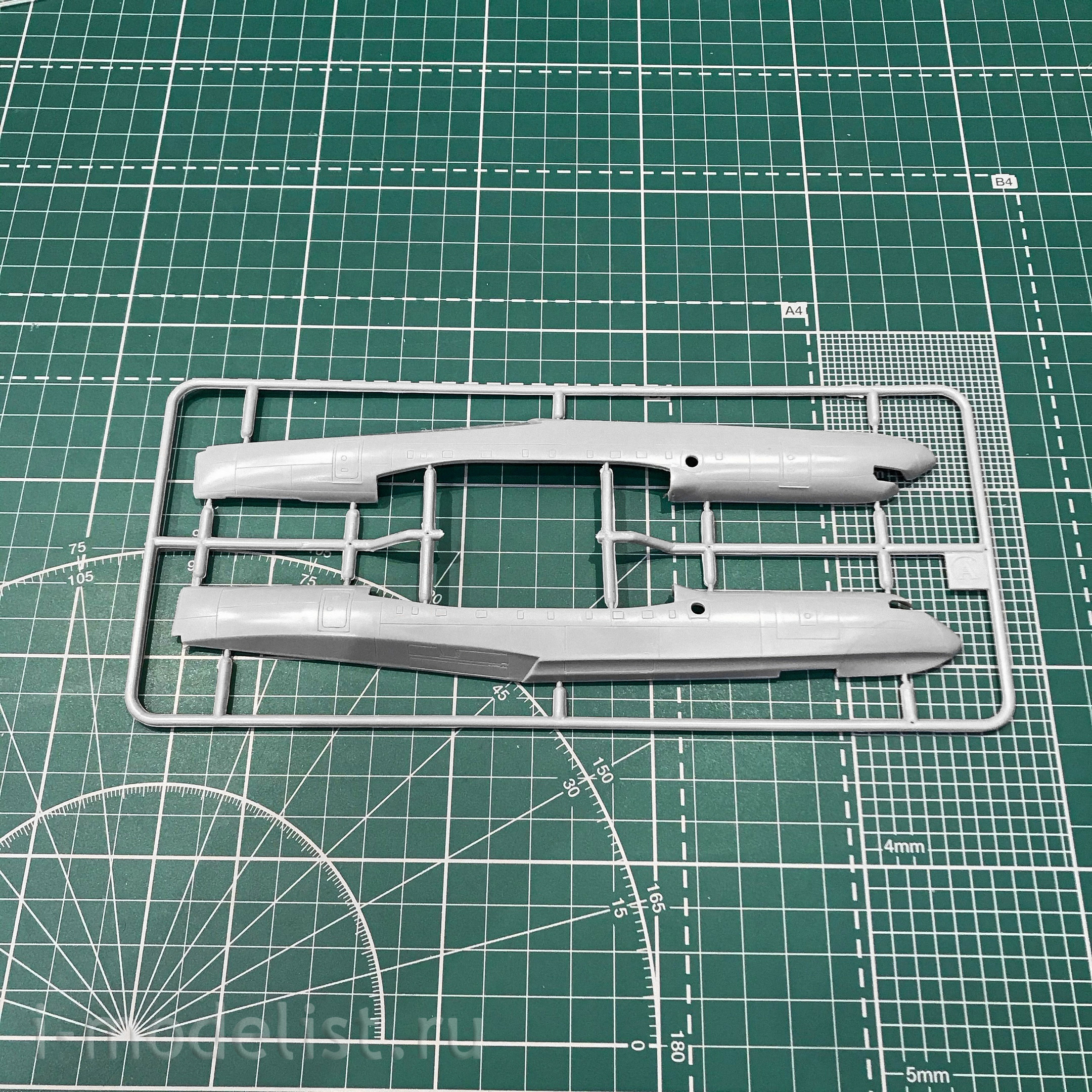 14471 Eastern Express 1/144 scales the amphibian be-200 EMERCOM