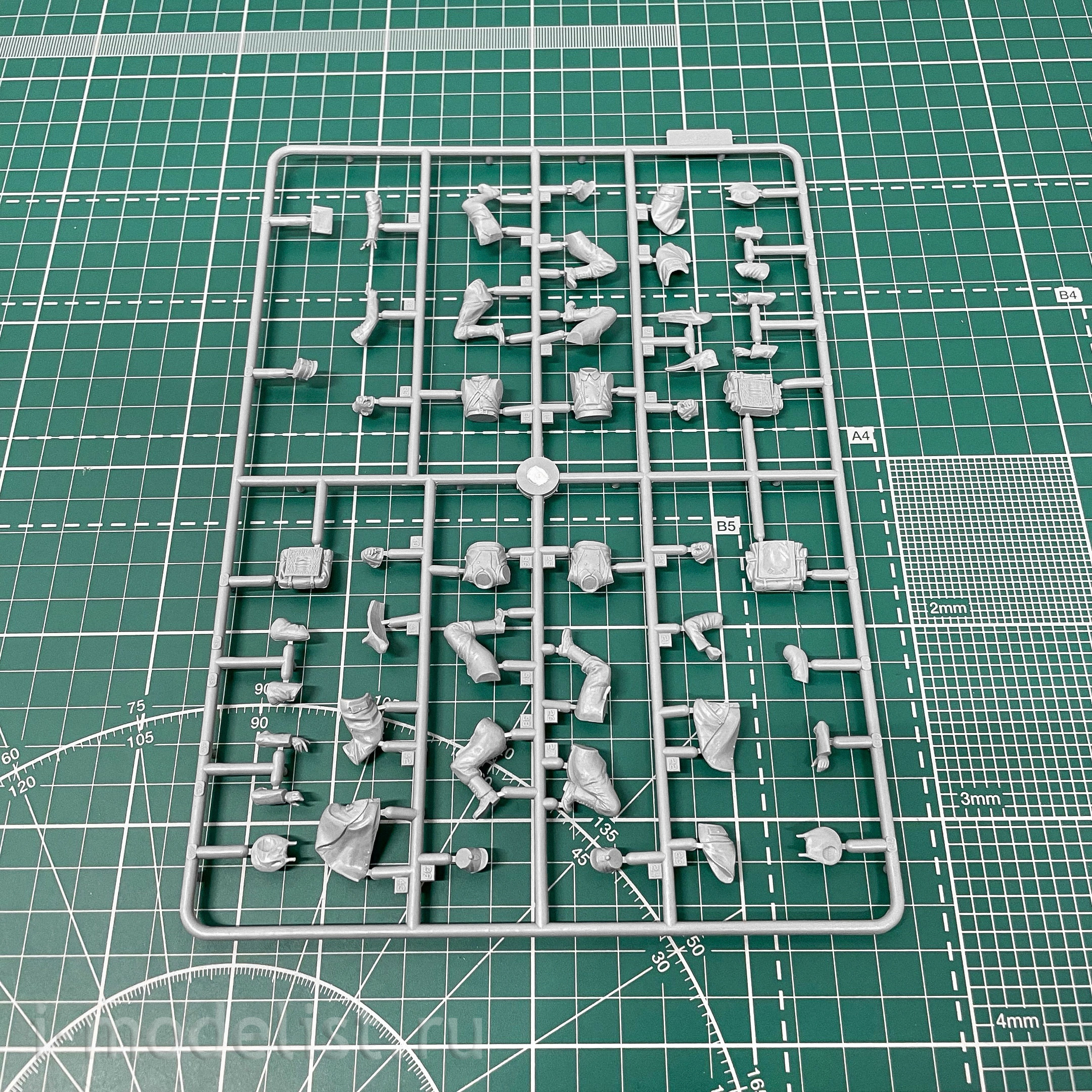 35680 ICM 1/35 Infantry of Belgium IMB
