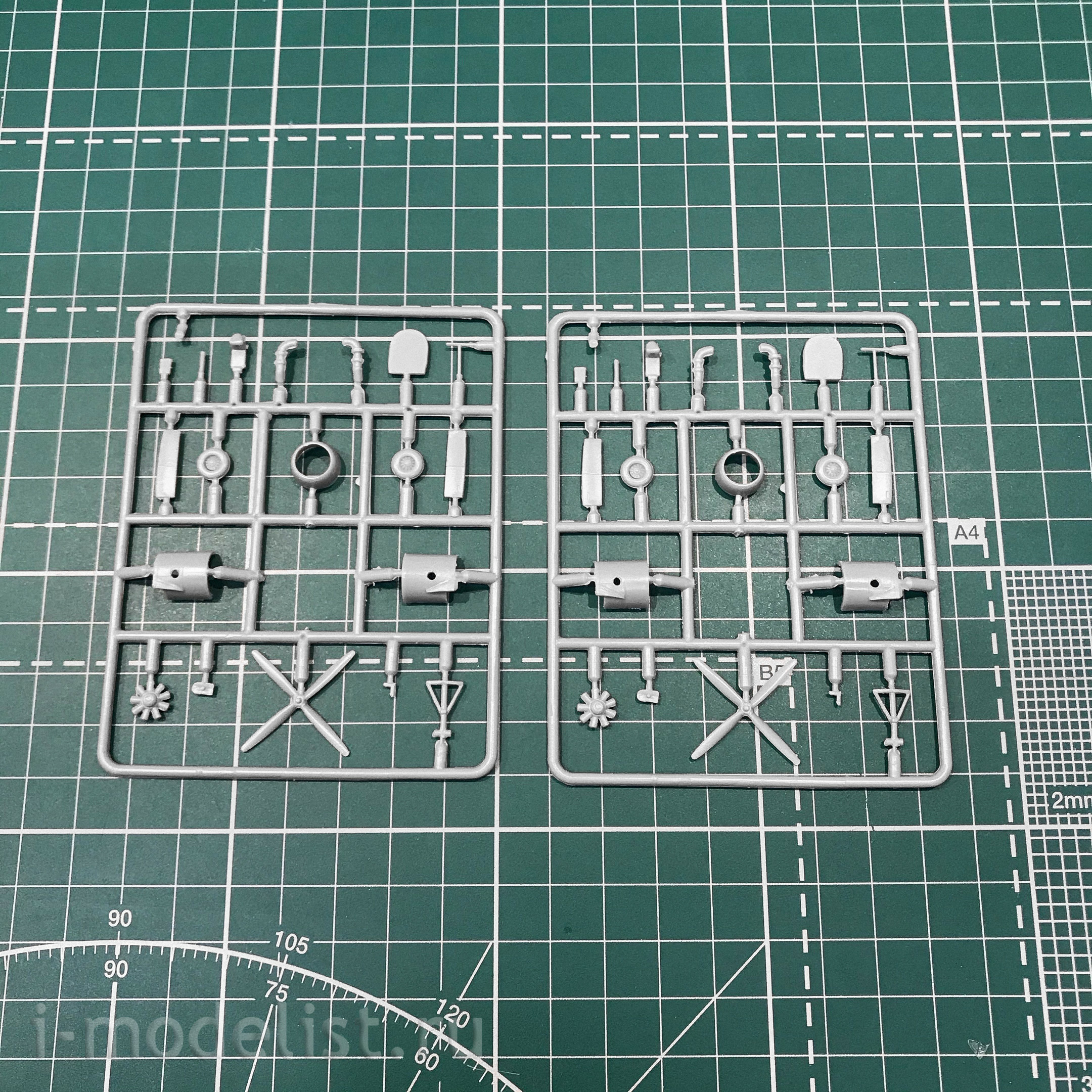 1445 Amodel 1/144 Ilyushin Il-12