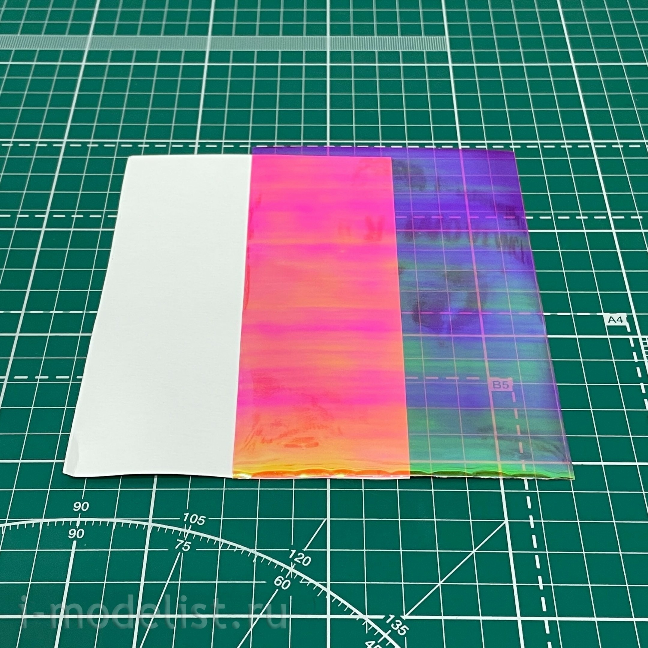 20022 SX-Art Holographic film for imitation of optical device lenses (red)