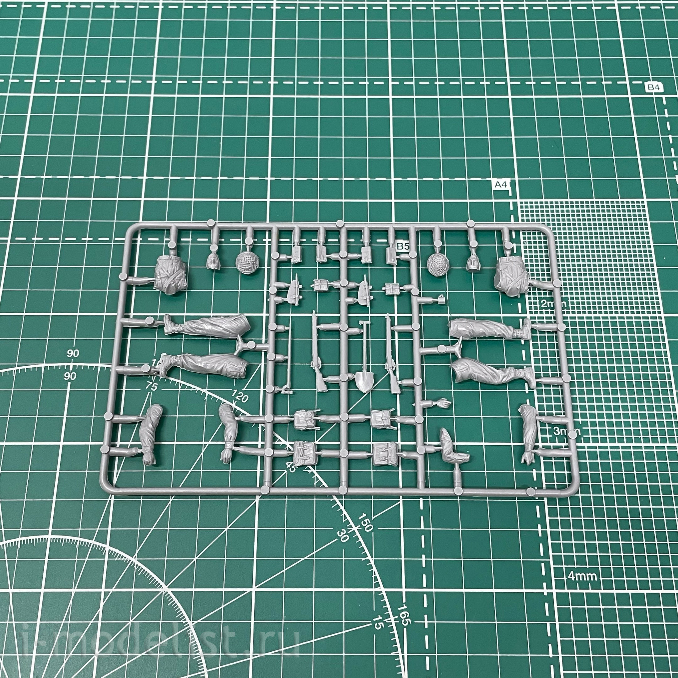 35292 MiniArt 1/35 British Sappers