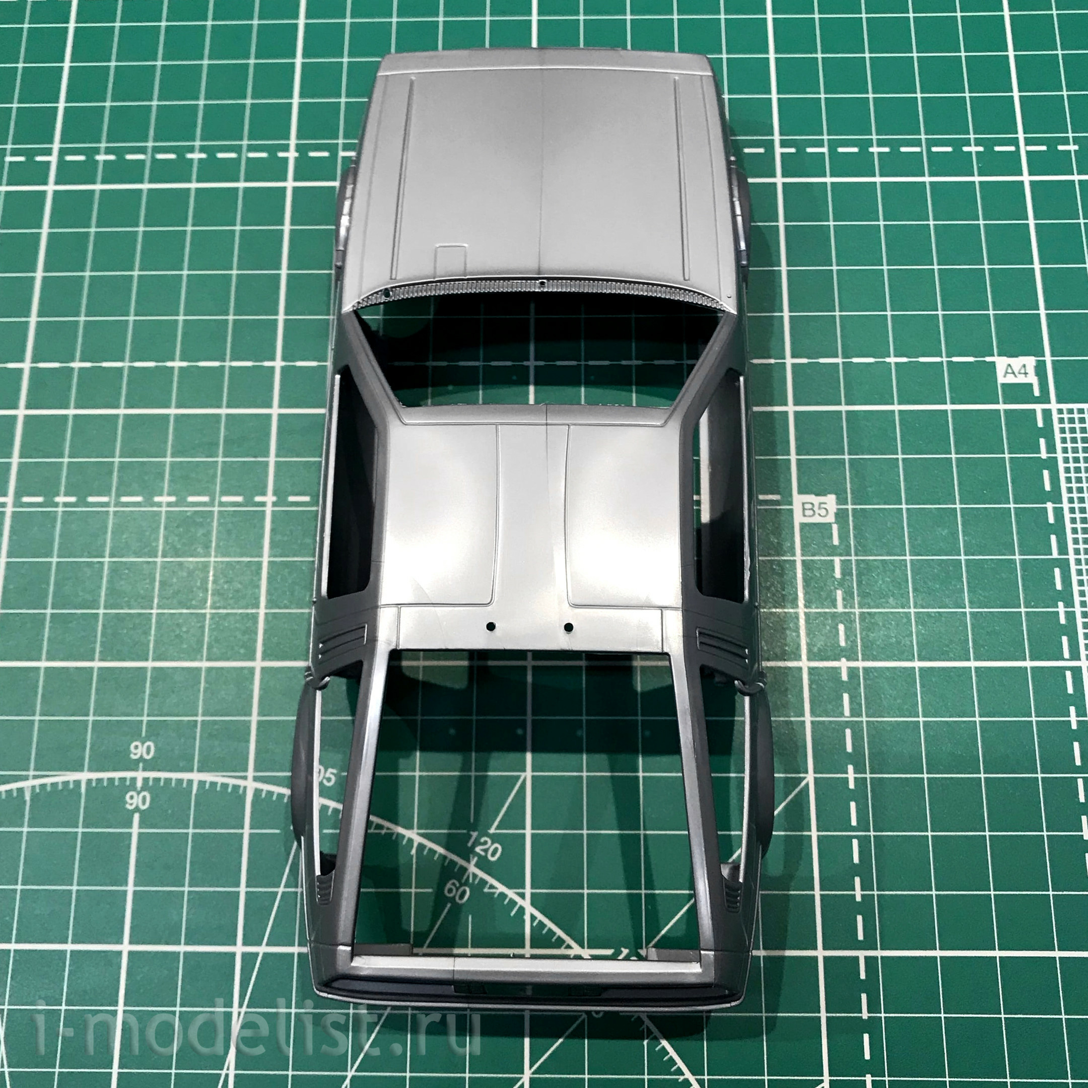05916 Aoshima 1/24 Back To The Future DeLorean from Part I