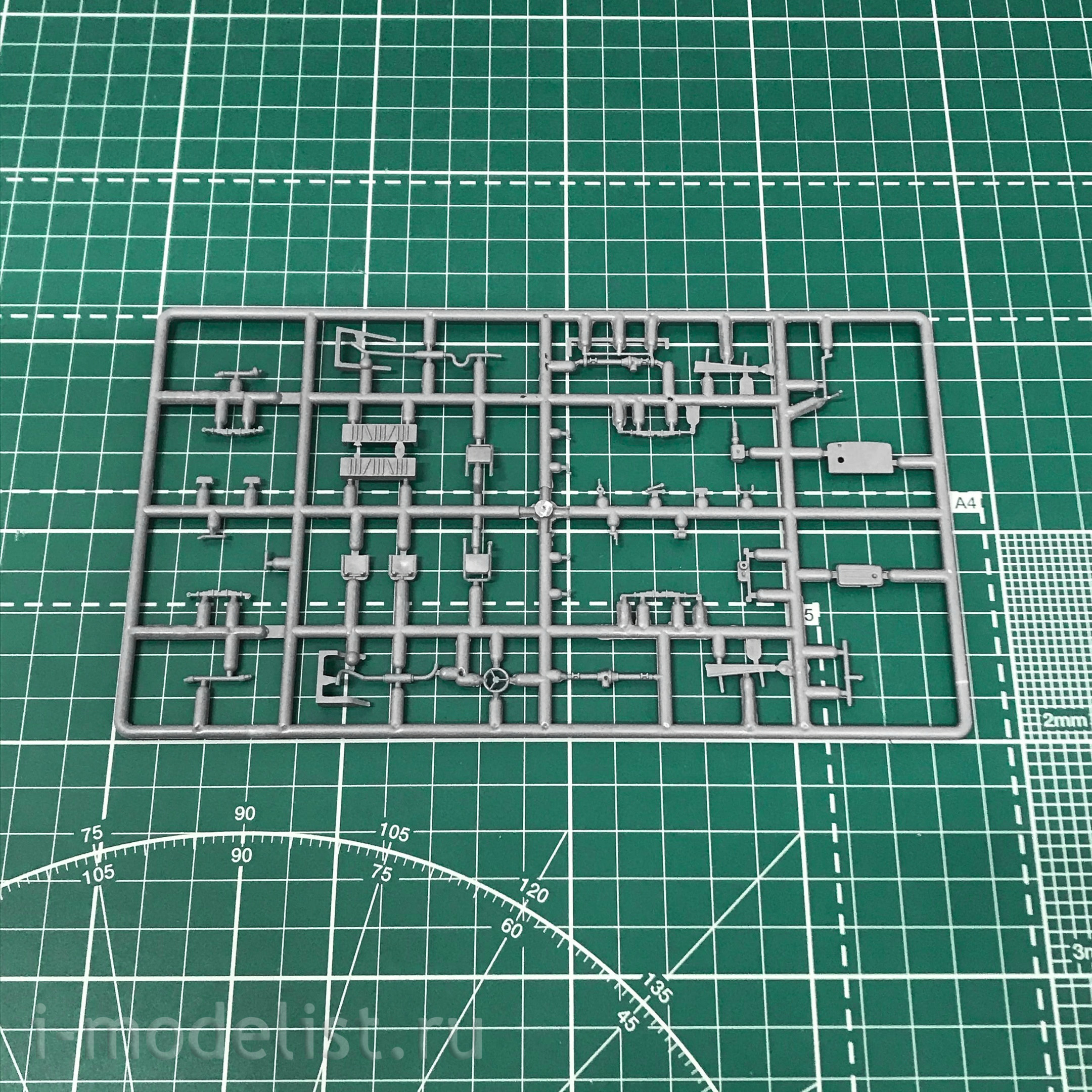 GR72Rk026 Facet 1/72 Car 69 with 82 mm recoilless gun Bzk vz. 59