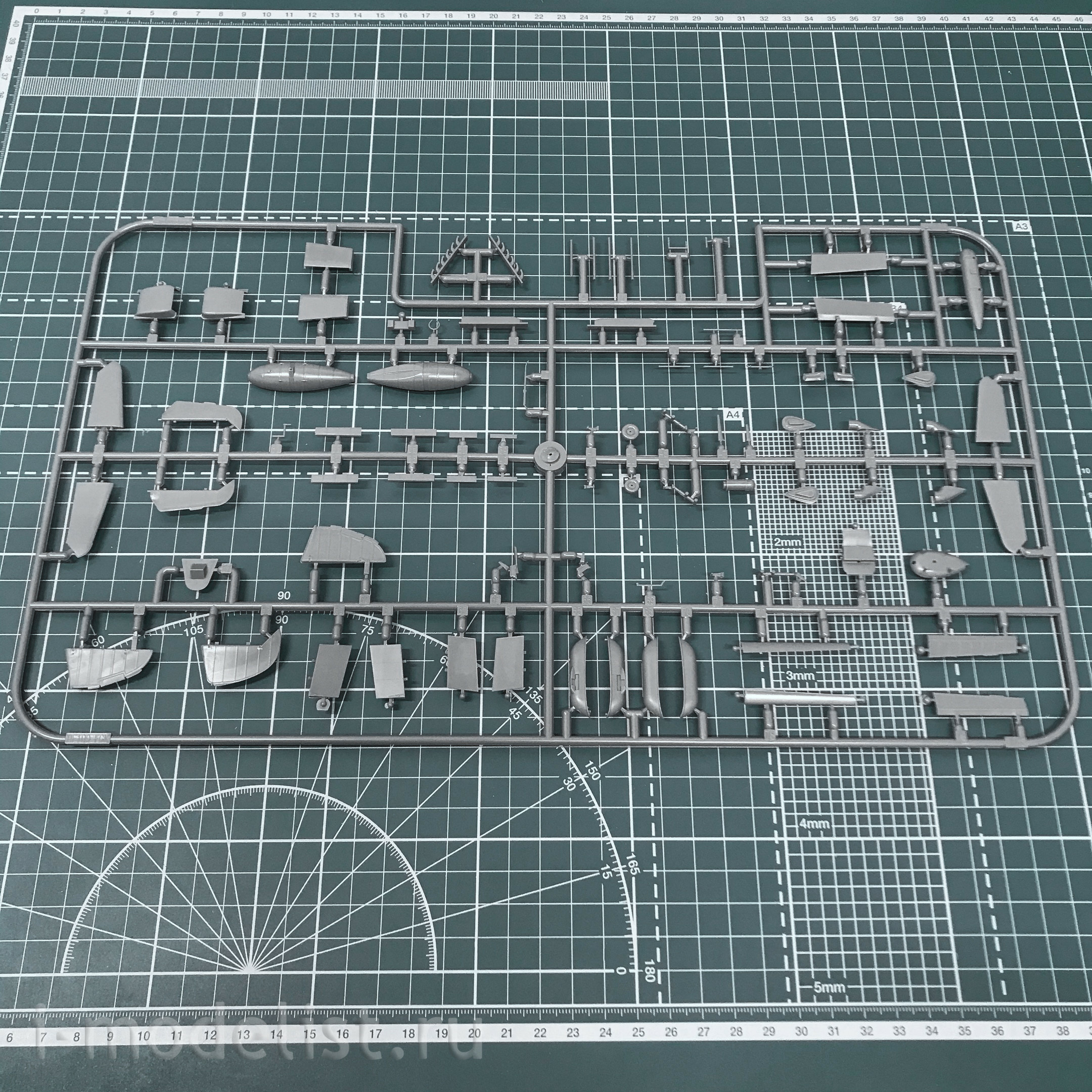 82115 Edward 1/48 Bf 109F-2