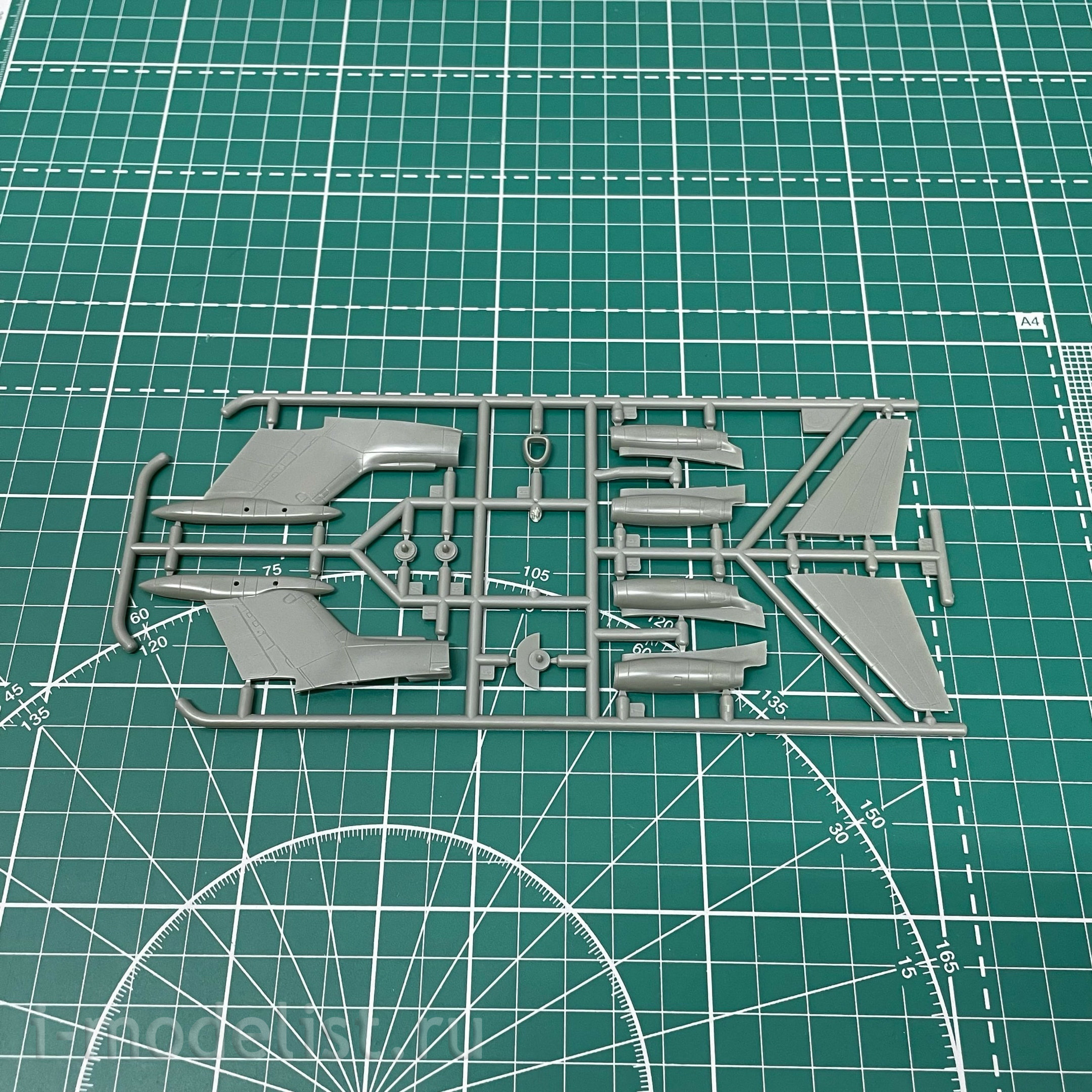 144140-1 Orient Express 1/144 HS 121 Trident 1 BEA Airliner										