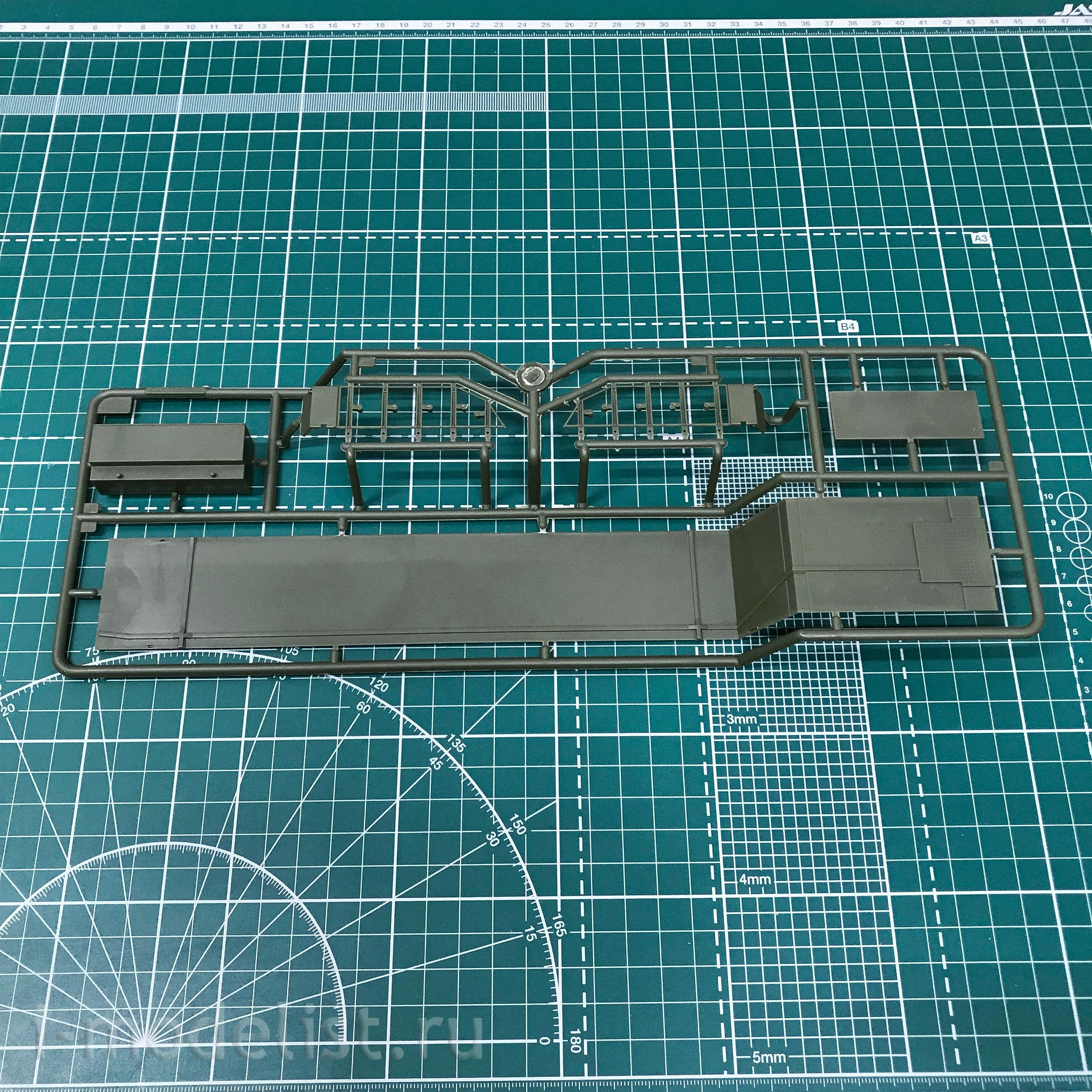 AF35S93 AFVClub 1/35 M901 Launcher and MIM-104F PATRIOT
