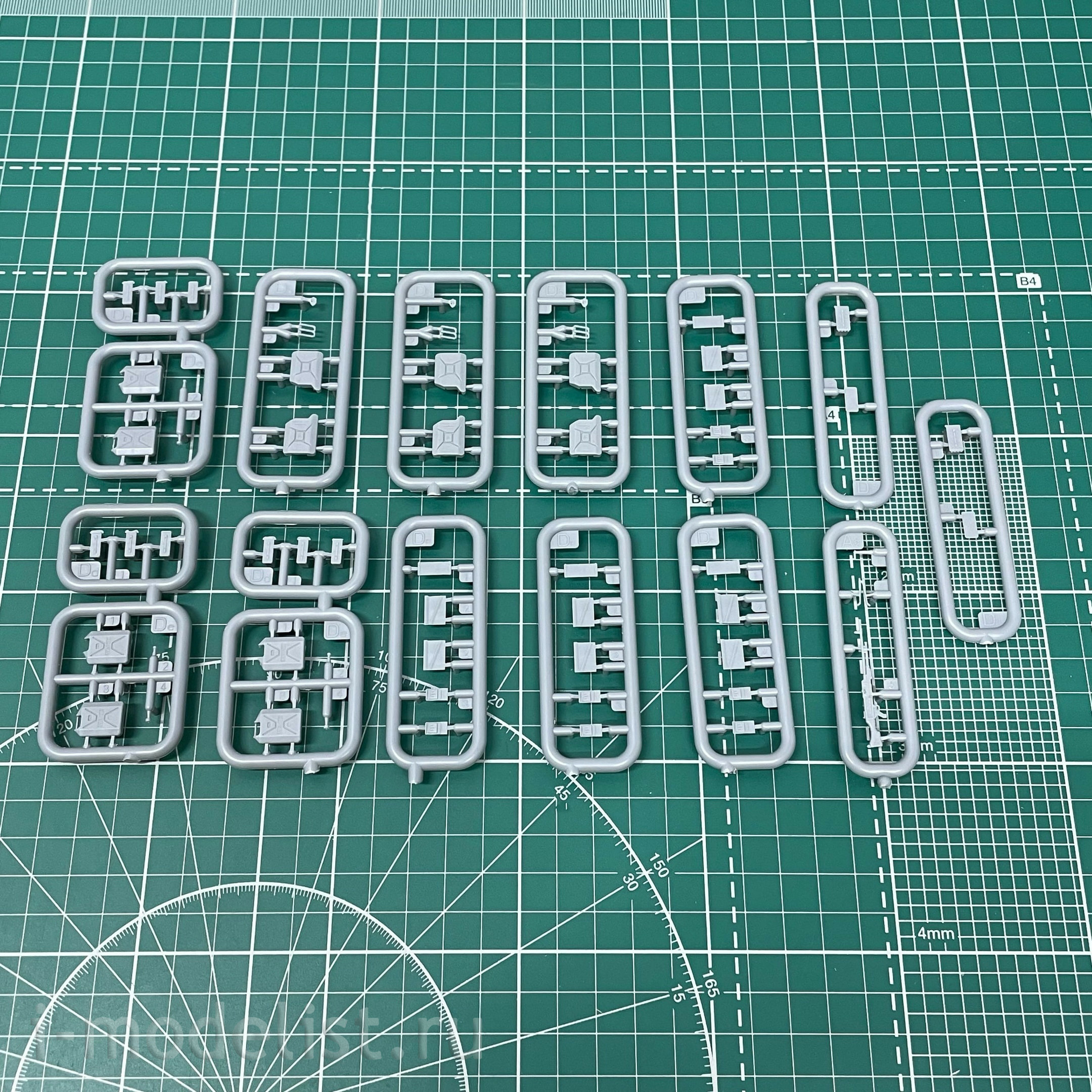 35GM0019 Gecko Models 1/35 British ATMP WMIK (onboard)