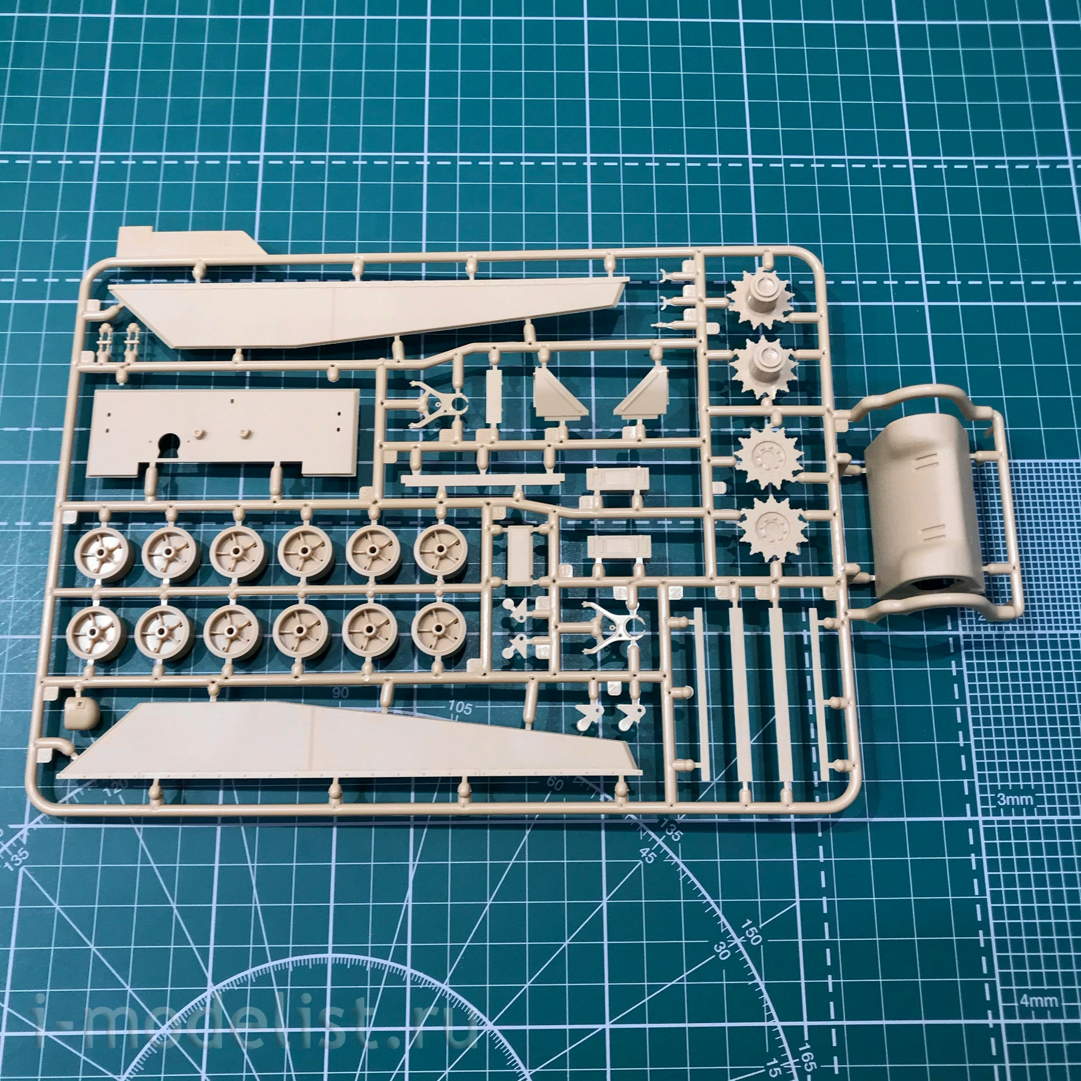 TS-045 Tank, Meng 1/35 US Assault Tank Jumbo M4E3A2