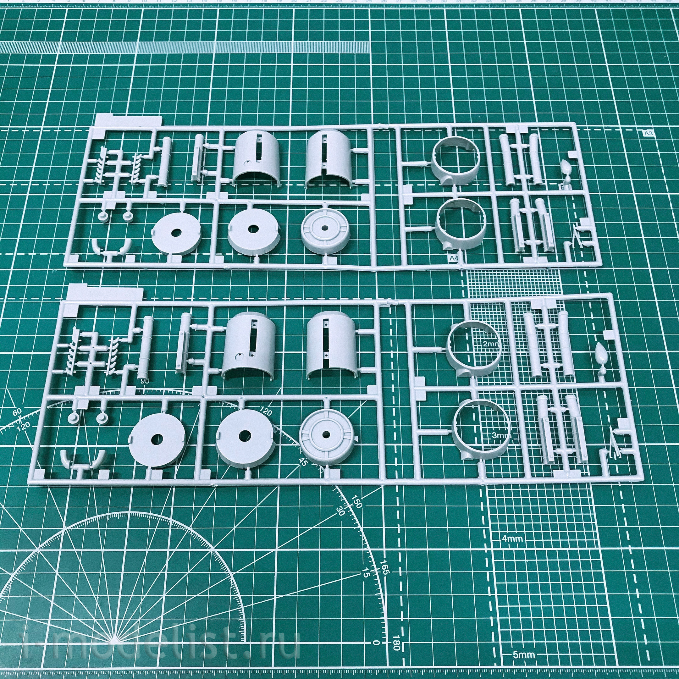 03855 Revell 1/48 Medium bomber Junkers Ju188 A-2 