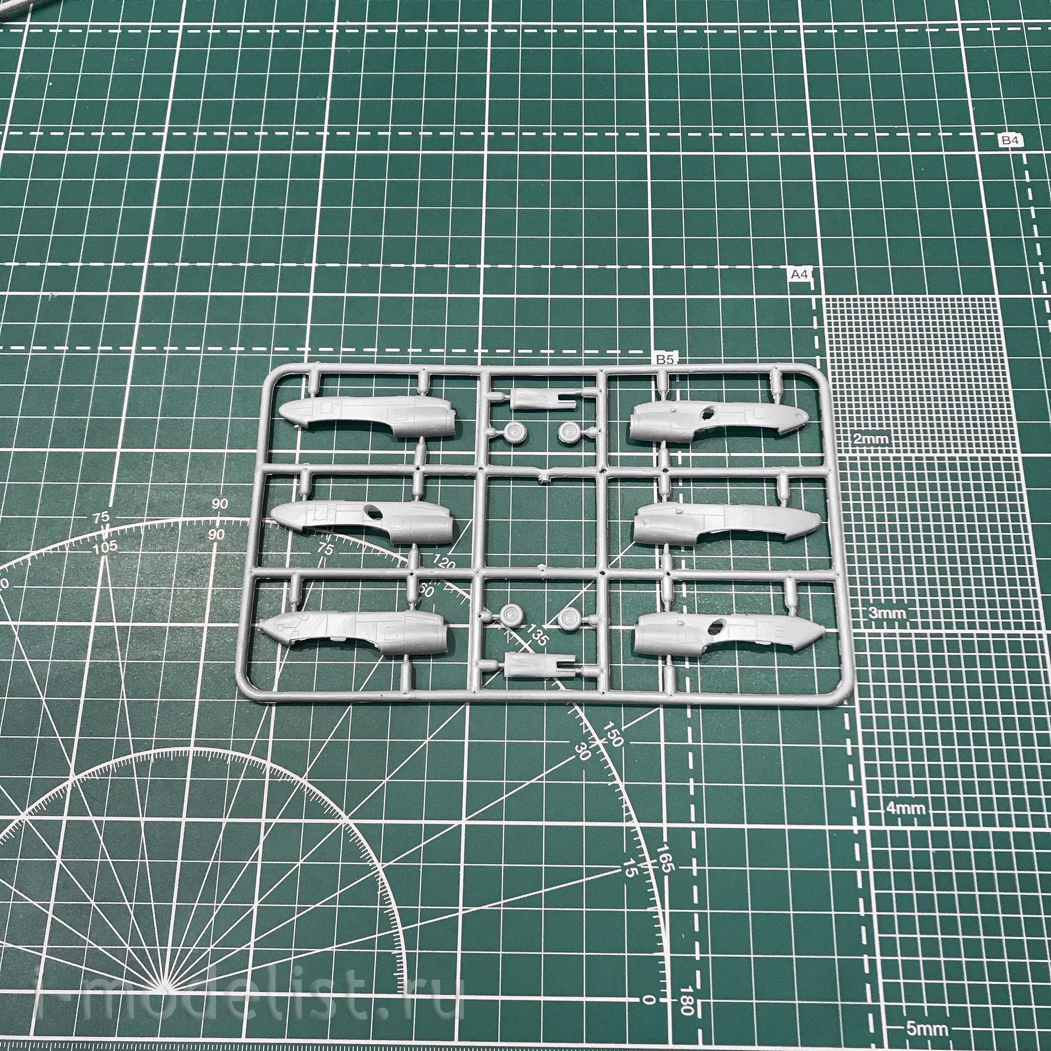 14472 Eastern Express 1/144 scales of the aerial surveillance Aircraft An-30B