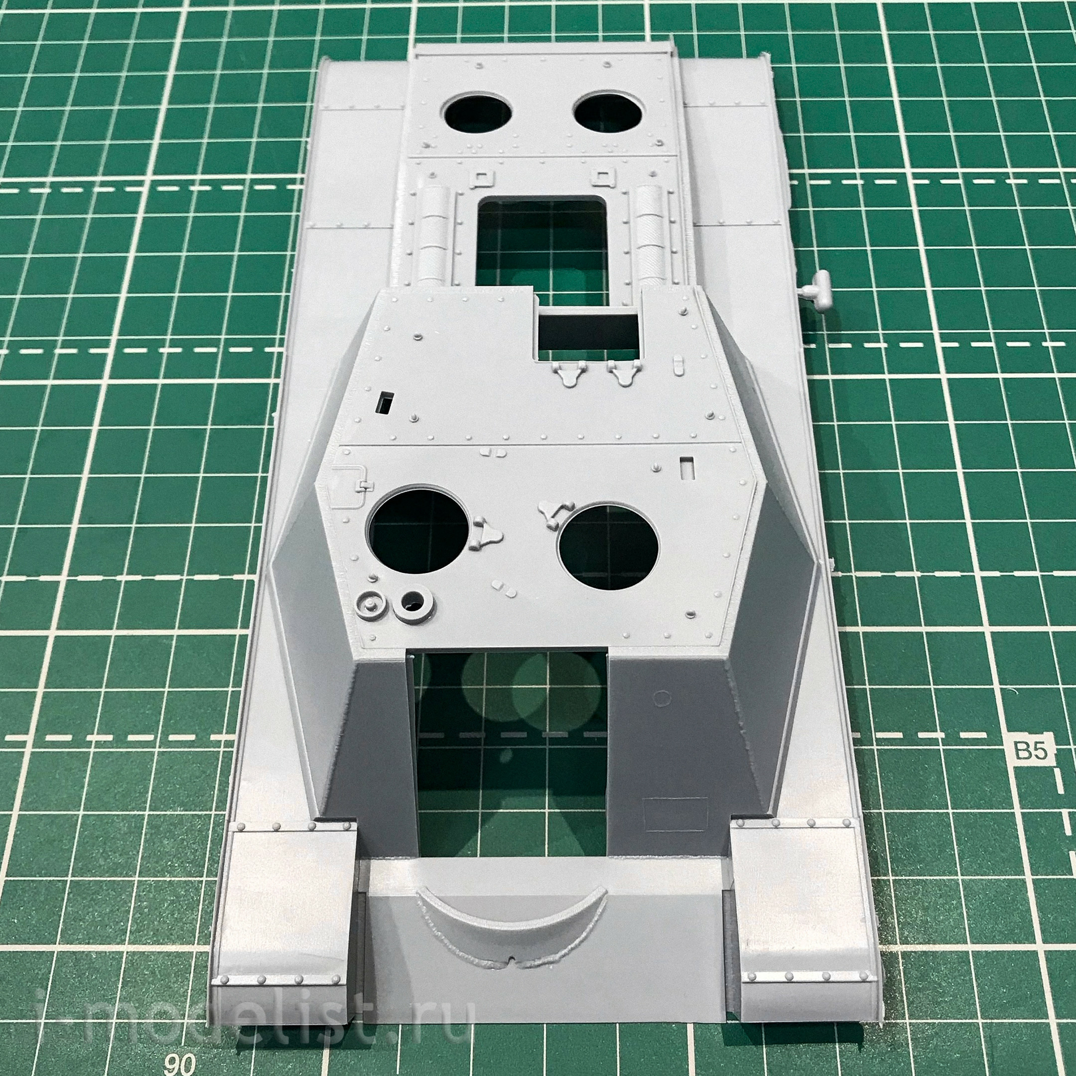 35103 Vostochny Express 1/35 KV-14 self-propelled unit (SU-152)